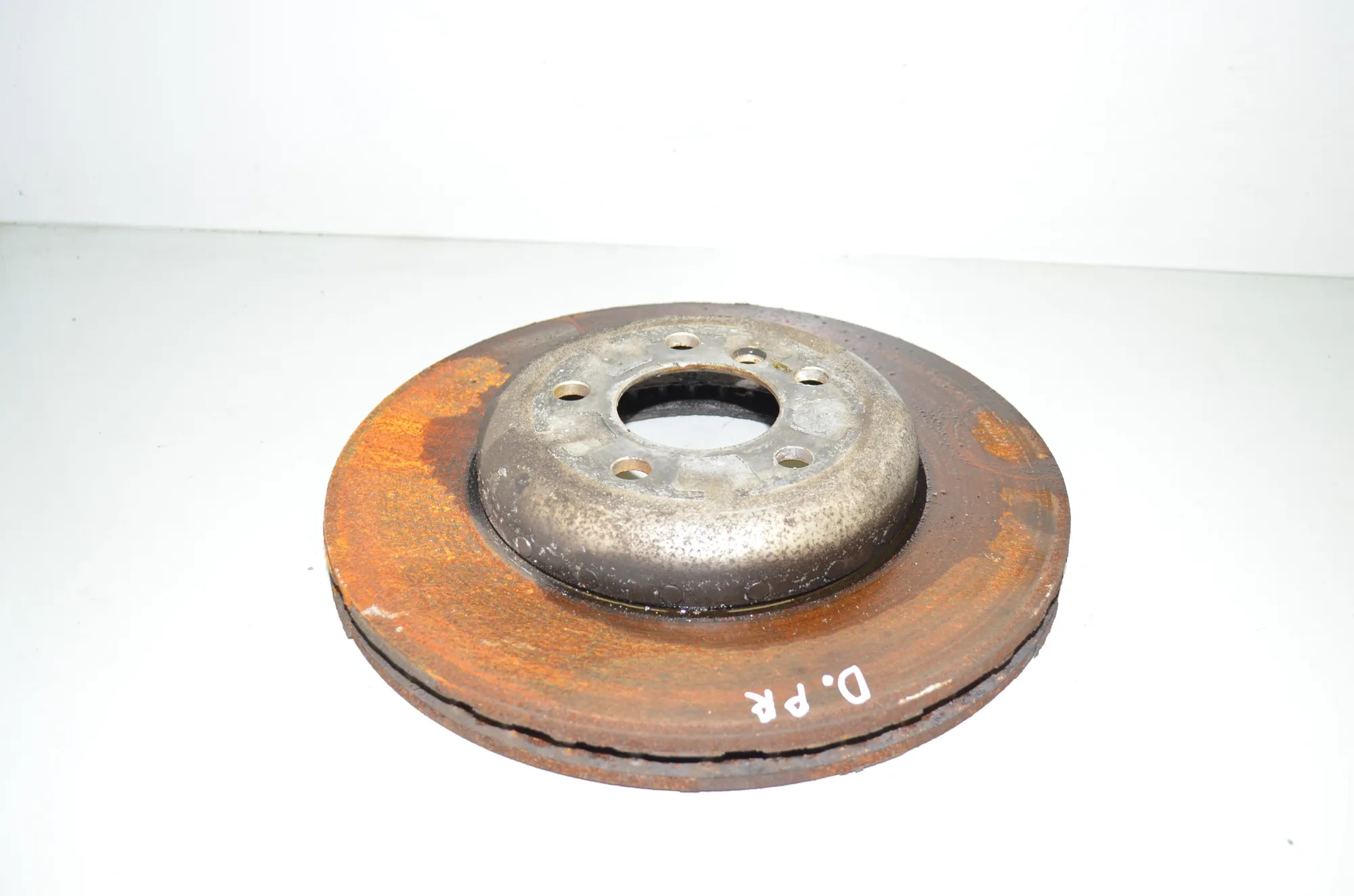 Front Right Brake Disc – OEM 6898723 · BMW 5 Touring (F11) 530 d xDrive 2011 – 2