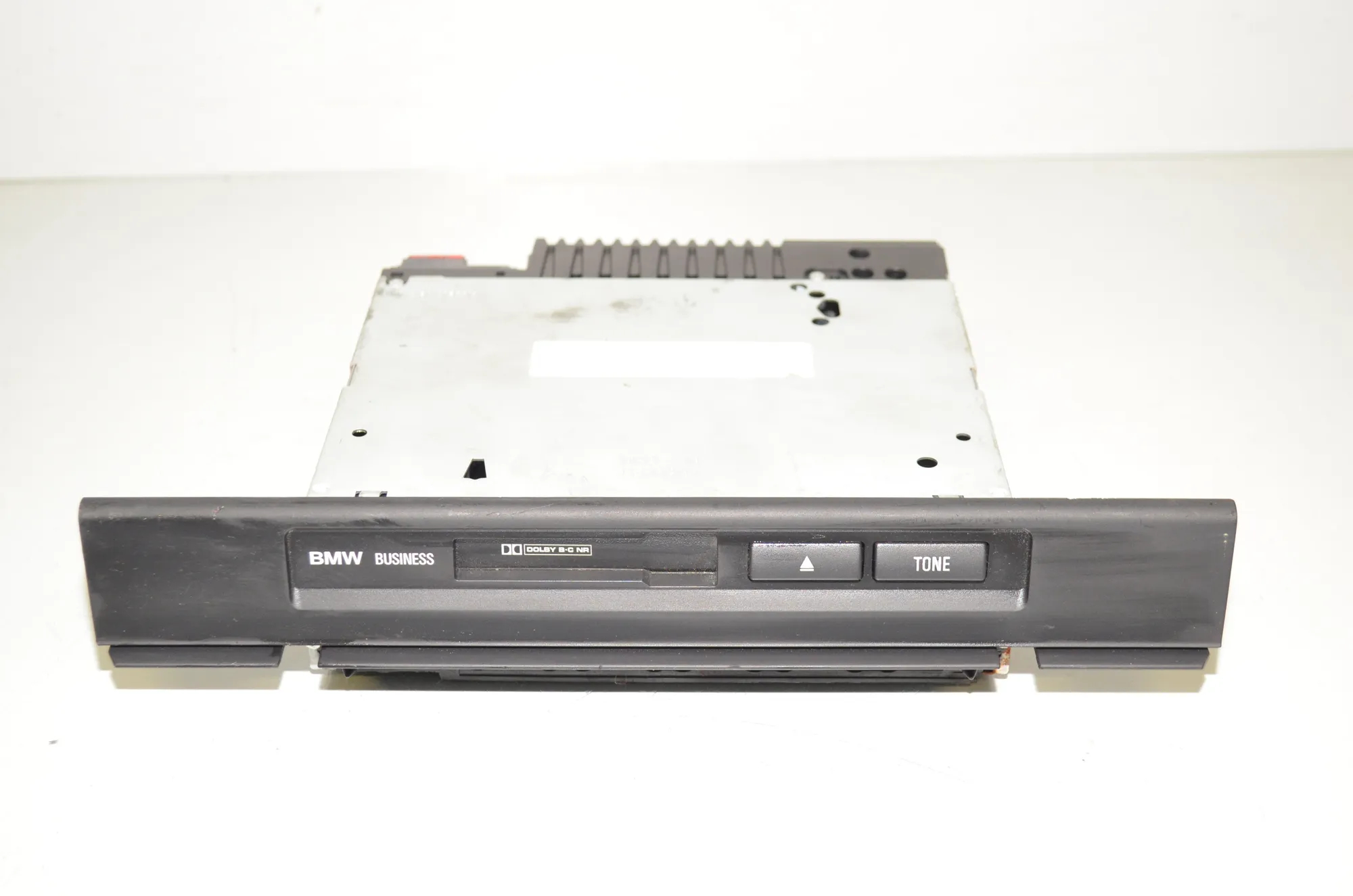 Music Radio CD Player Head Unit – OEM 8377006 · BMW 5 (E39) BMW 5 (E39) 525 td 1999