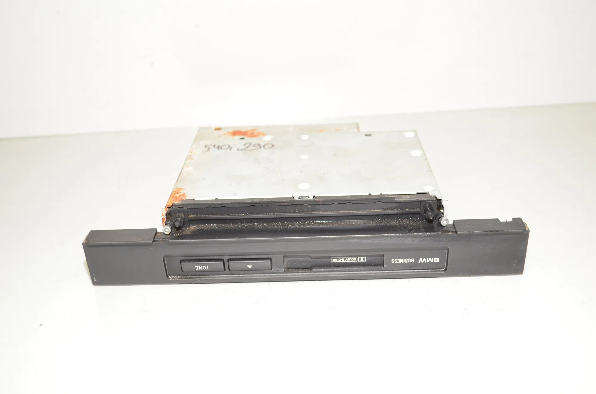 Music Radio CD Player Head Unit – OEM 8377006 · BMW 5 (E39) BMW 5 (E39) 525 td 1999 – 3