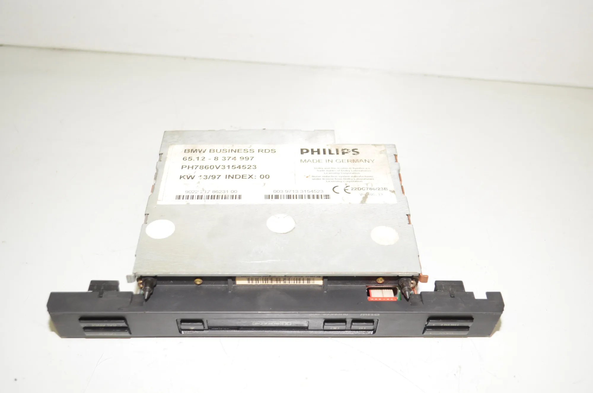 Music Radio CD Player Head Unit – OEM 8374997 · BMW 5 Touring (E39) BMW 5 Touring (E39) 520 d 2001 – 3