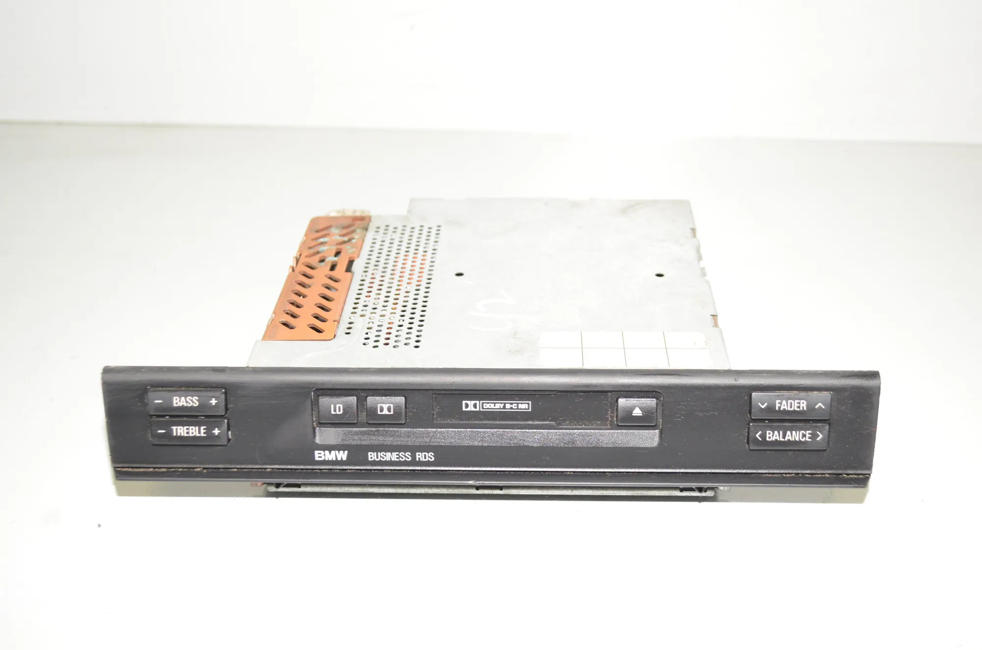 Music Radio CD Player Head Unit – OEM 8374997 · BMW 5 Touring (E39) BMW 5 Touring (E39) 520 d 2001