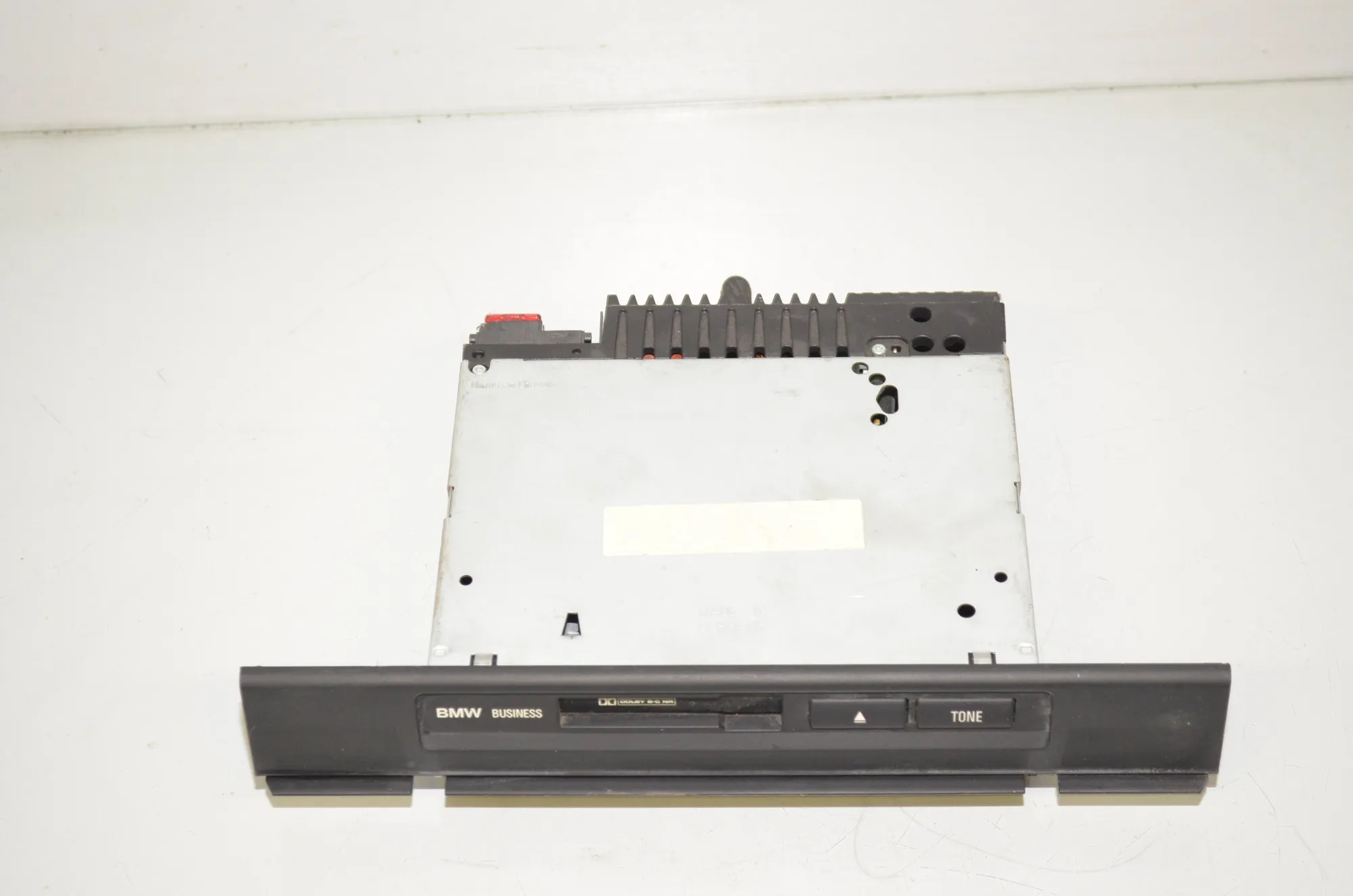 Music Radio CD Player Head Unit – OEM 8377006 · BMW 5 (E39) BMW 5 (E39) 520 i 2000