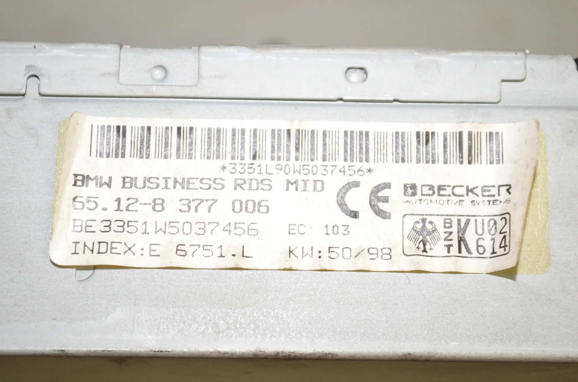 Music Radio CD Player Head Unit – OEM 8377006 · BMW 5 (E39) BMW 5 (E39) 520 i 2000 – 4
