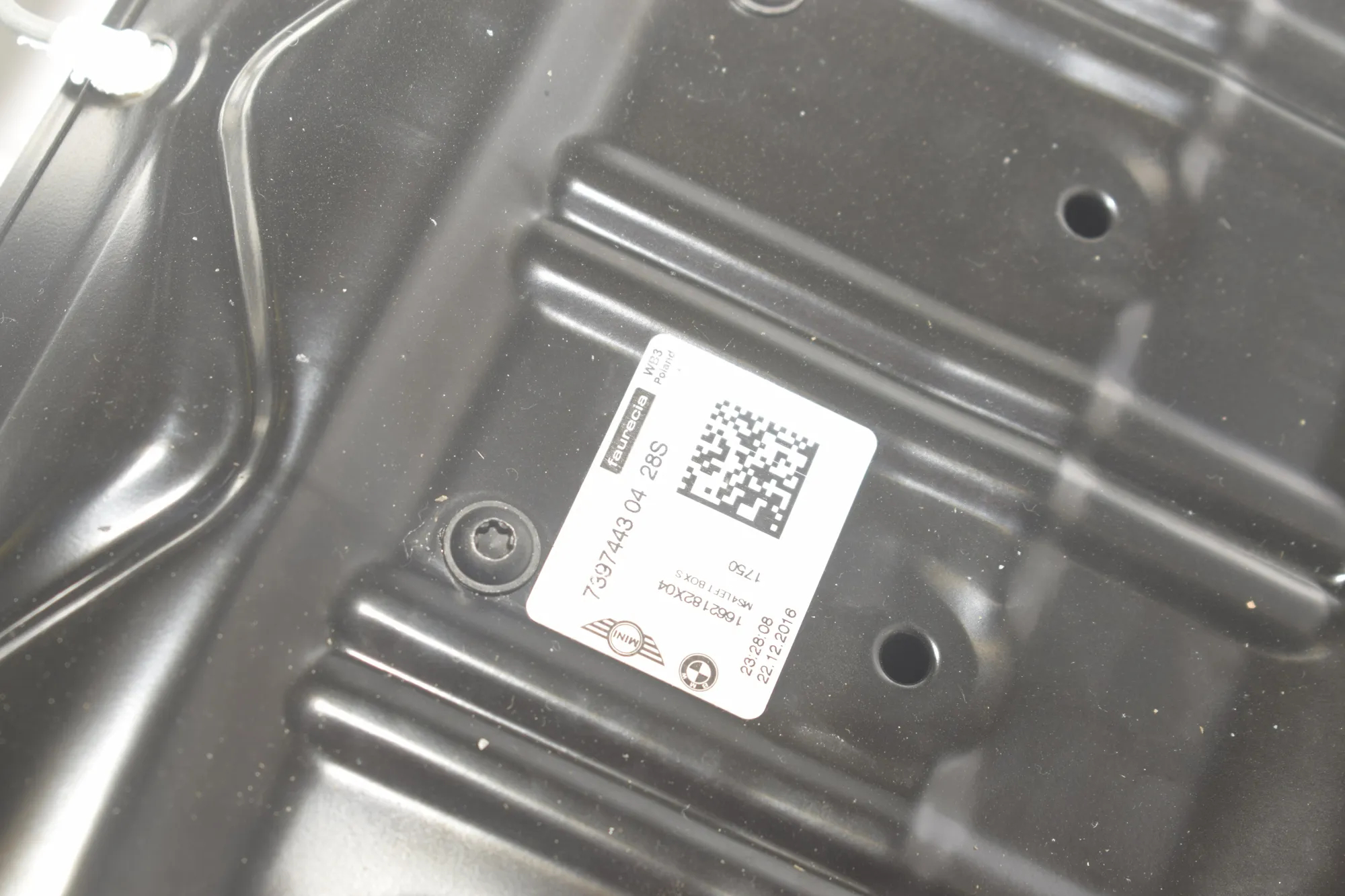 Front Left Seat – OEM 7397443 · BMW X1 (F48) xDrive 20 d 2016 – 5