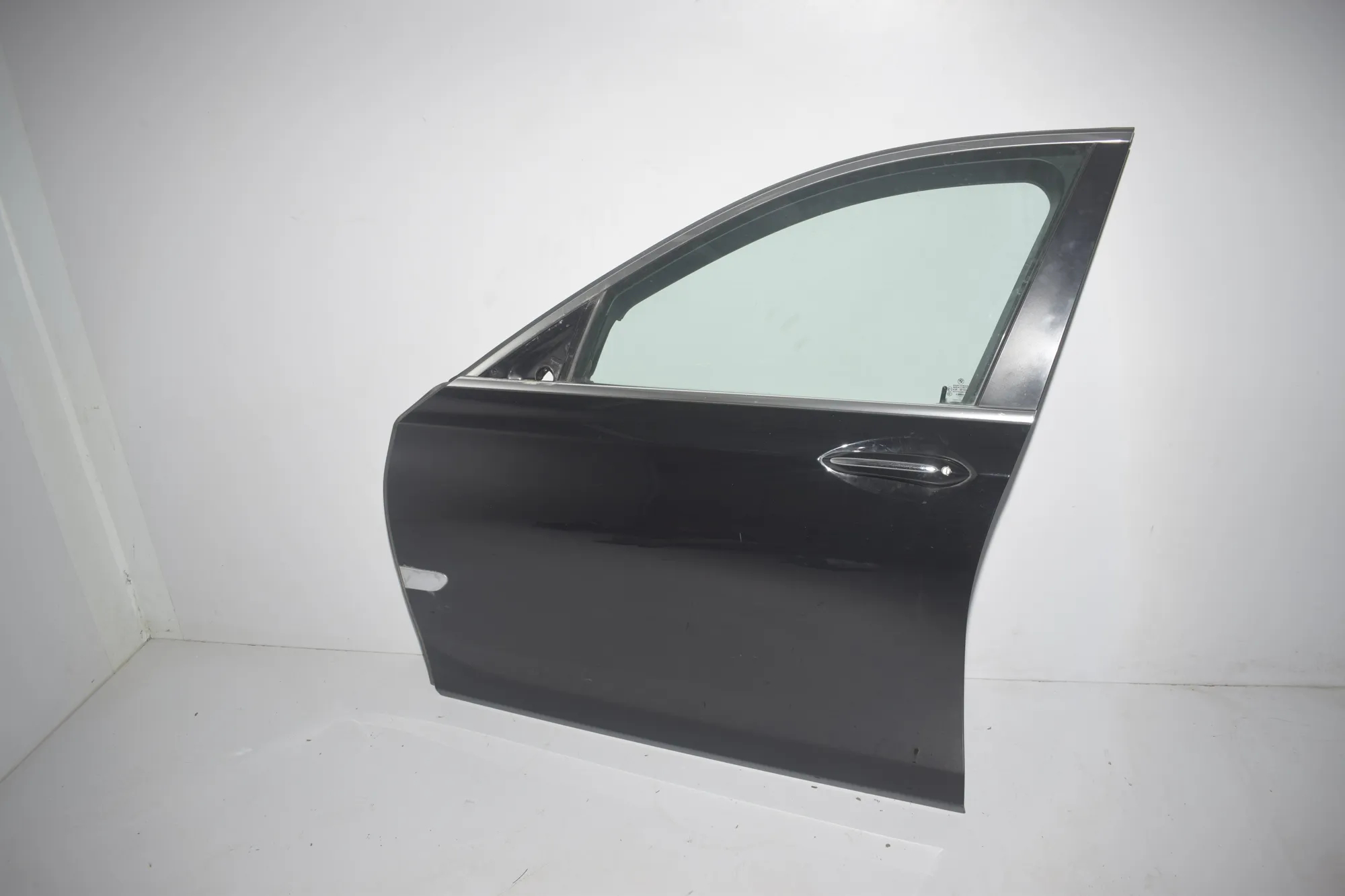 Front Left Door · BMW 7 (F01, F02) 730 d 2011