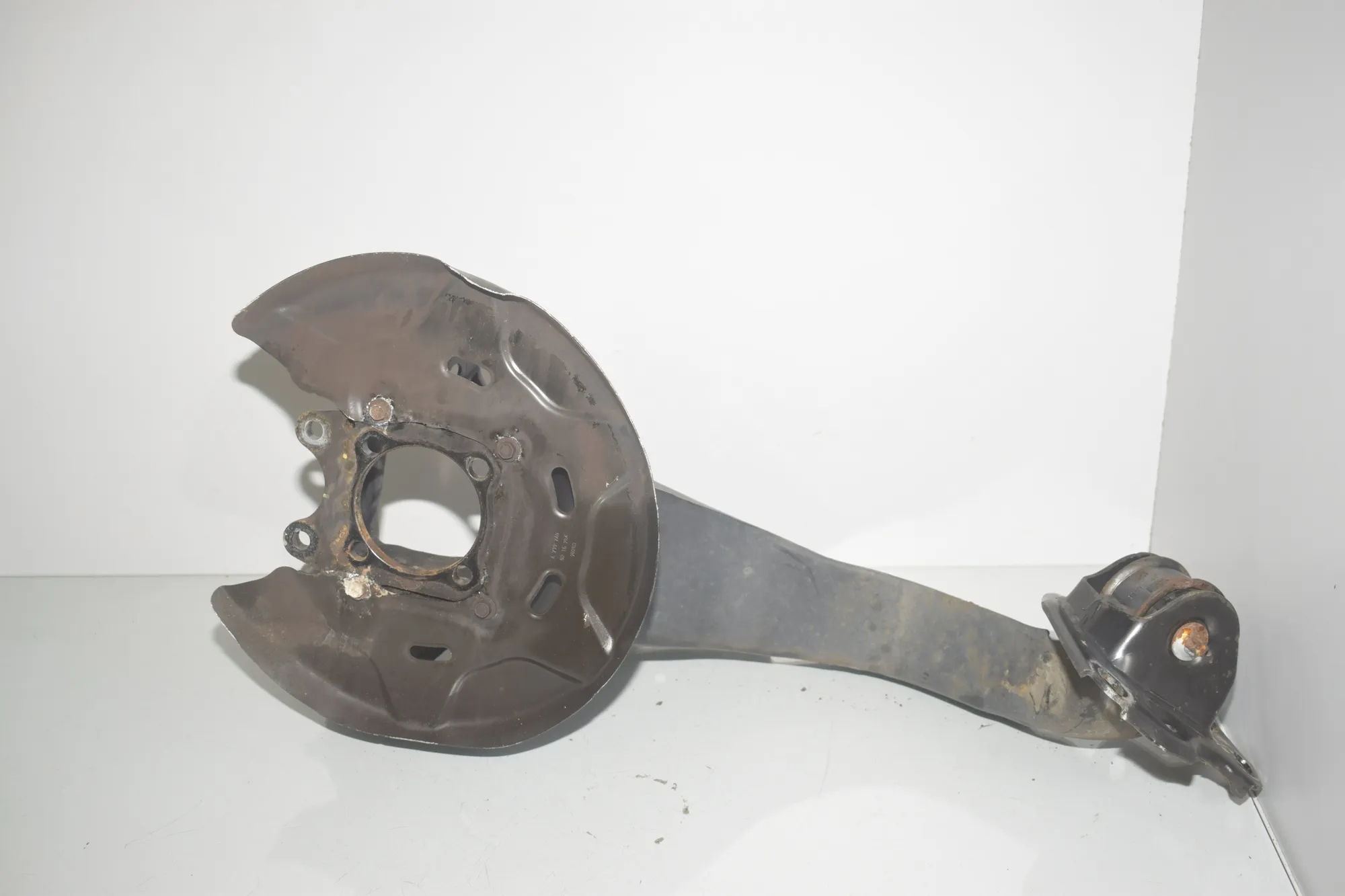 Rear Right Wheel Hub – OEM 8842880 · BMW X1 (F48) xDrive 20 d 2016 – 4