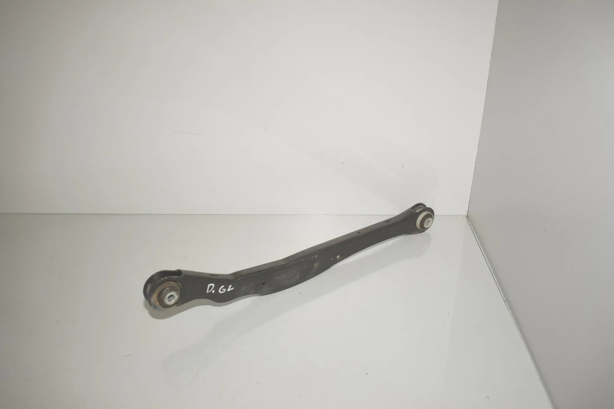 Rear Right Control Arm – OEM 6851563 · BMW X1 (F48) xDrive 20 d 2016 – 2