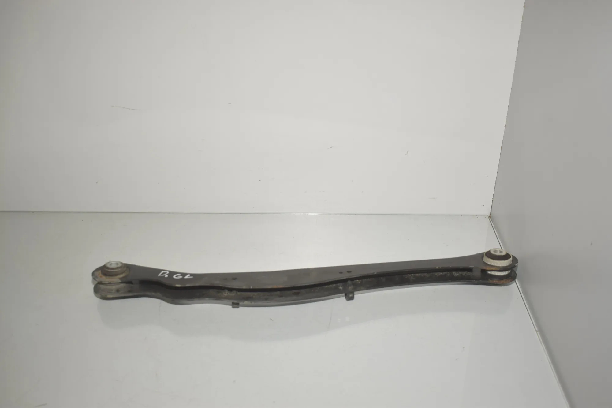 Rear Right Control Arm – OEM 6851563 · BMW X1 (F48) xDrive 20 d 2016