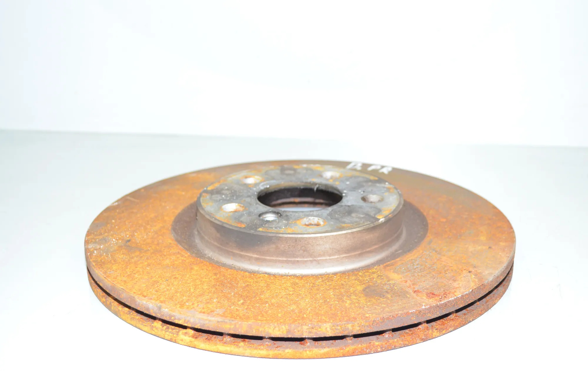 Front Right Brake Disc – OEM 6891080 · BMW X1 (F48) xDrive 20 d 2016 – 2