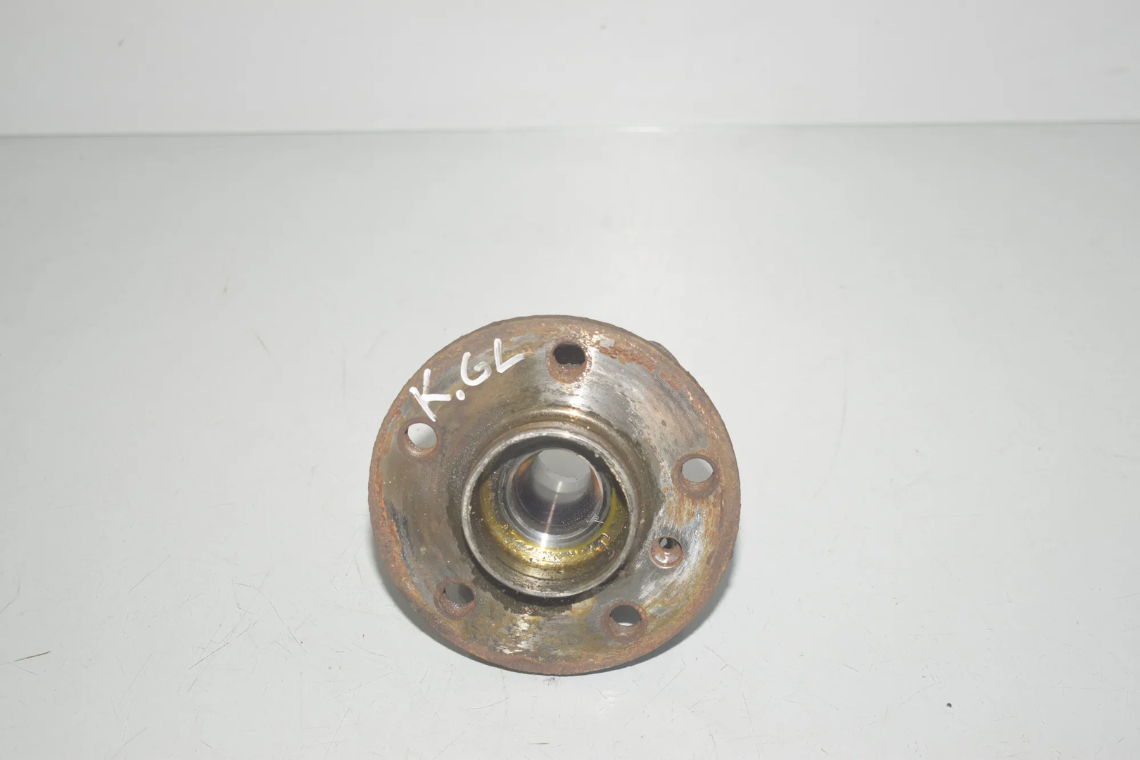 Rear Left Wheel Bearing – OEM 6851589 · BMW X1 (F48) xDrive 20 d 2016 – 2