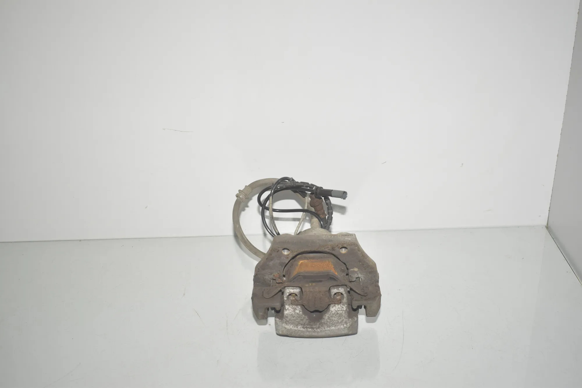 Rear Right Brake Caliper – OEM 6776788 · BMW X5 (F15, F85) xDrive 30 d 2015 – 4
