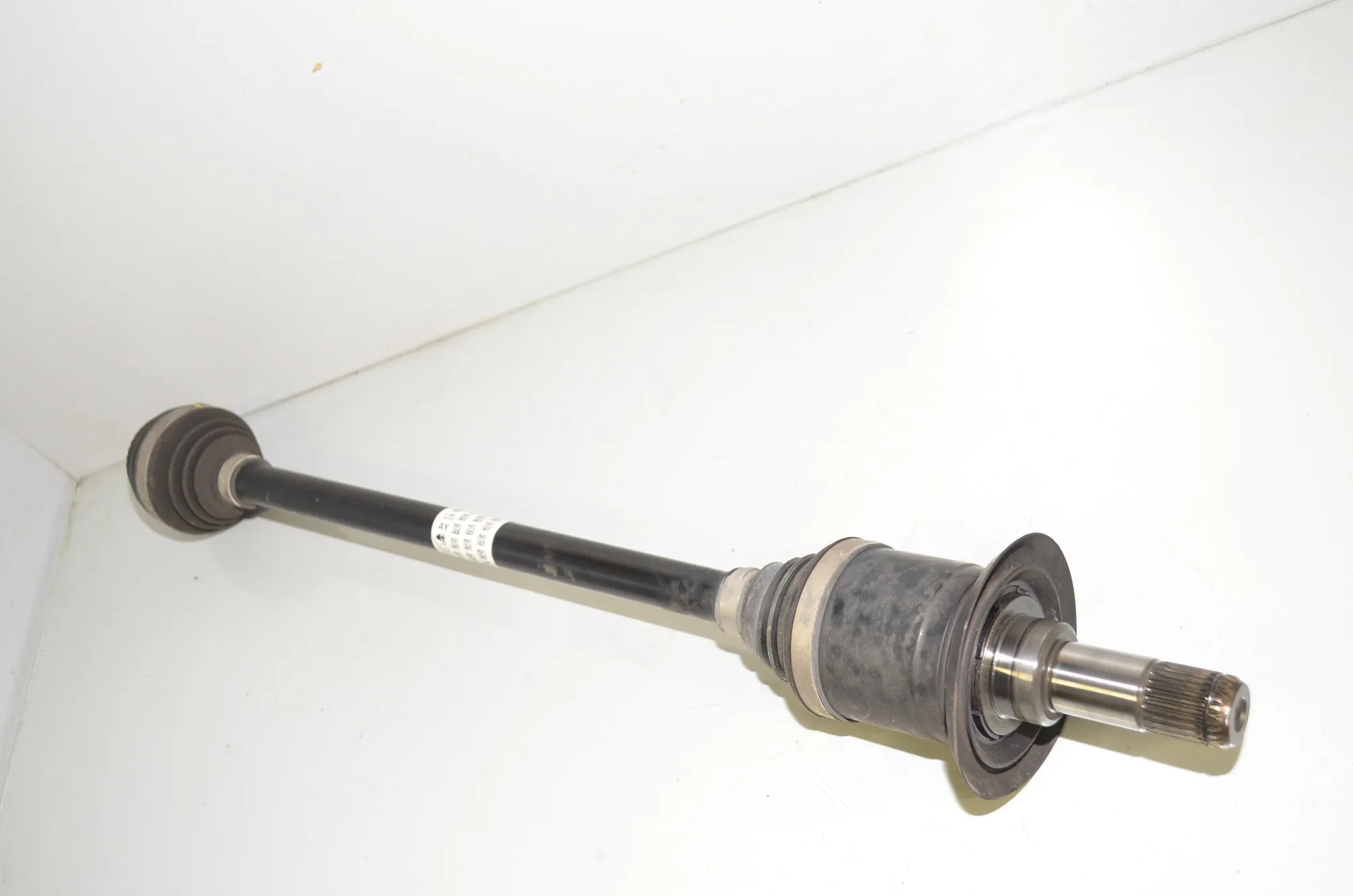 Rear Left Driveshaft – OEM 8482603 · BMW 3 Touring (G21) (2019 - -) 318 d 2021 – 2