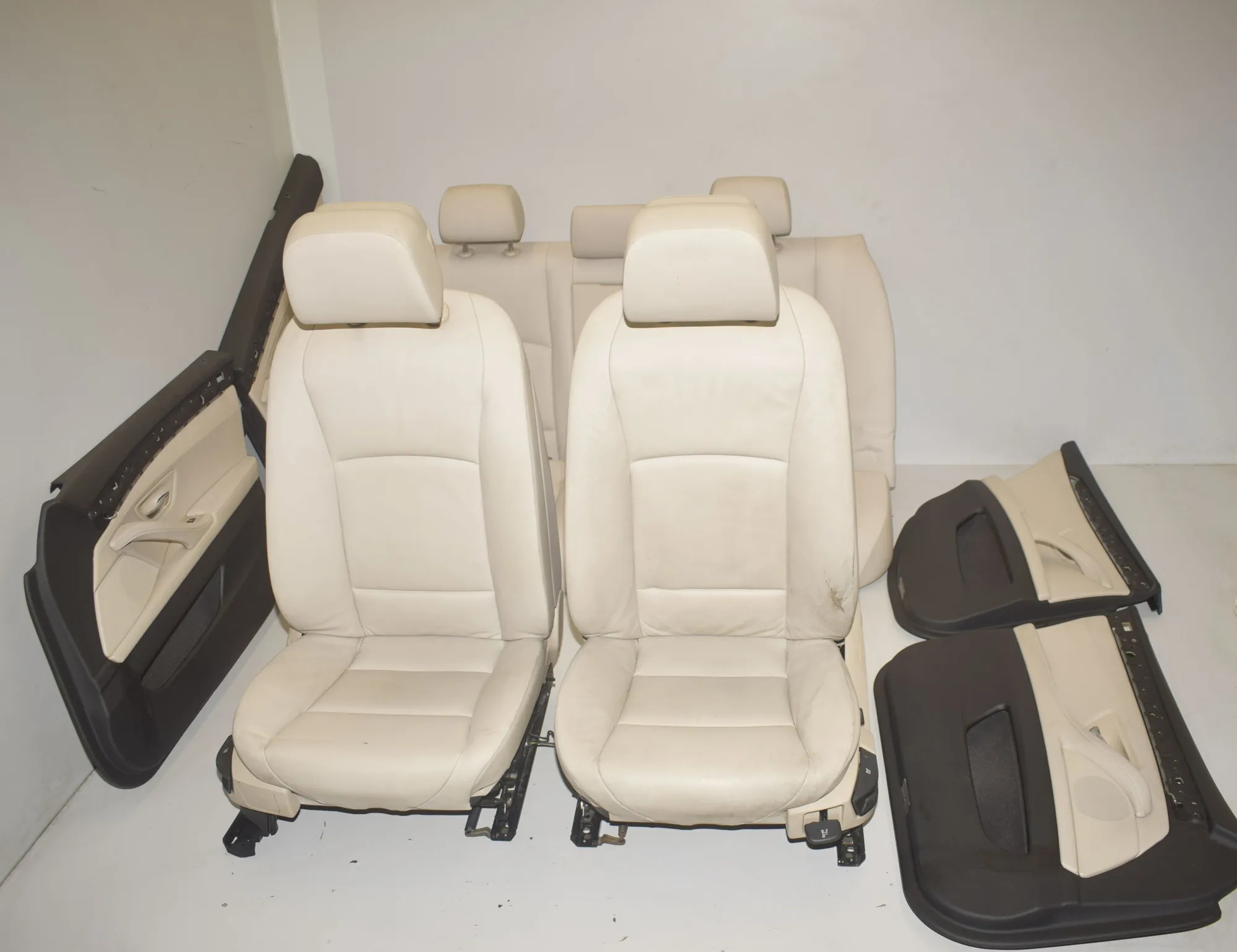 Seat set · BMW 5 (F10) 530 d xDrive 2012