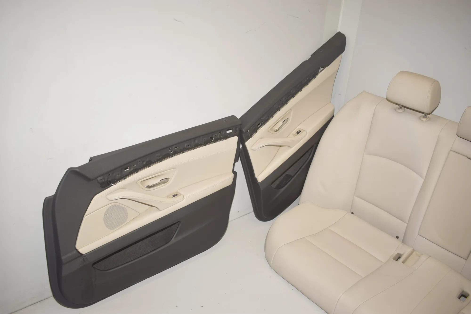 Seat set · BMW 5 (F10) 530 d xDrive 2012 – 8