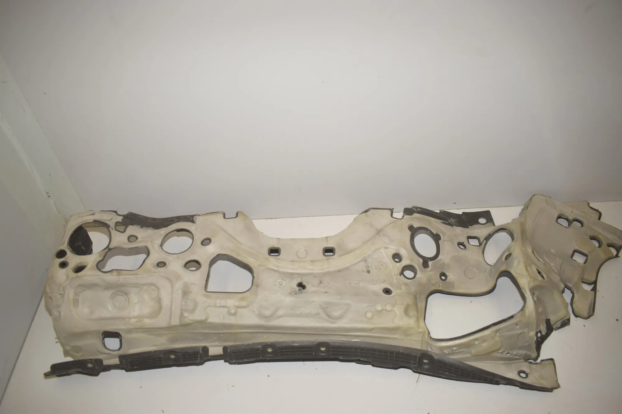 Sound Insulation – OEM 7483412 · BMW iX (I20) (2021 - -) xDrive 40 2021 – 3