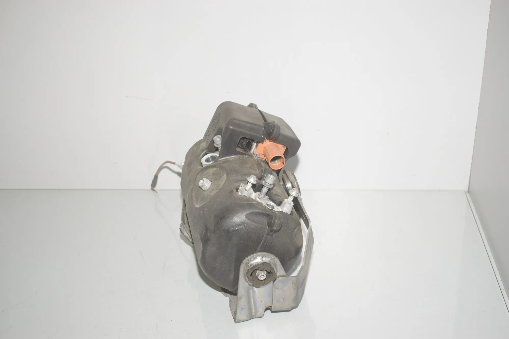 Air Condition A/C Pump – OEM 9871511 · BMW iX (I20) (2021 - -) xDrive 40 2021 – 2