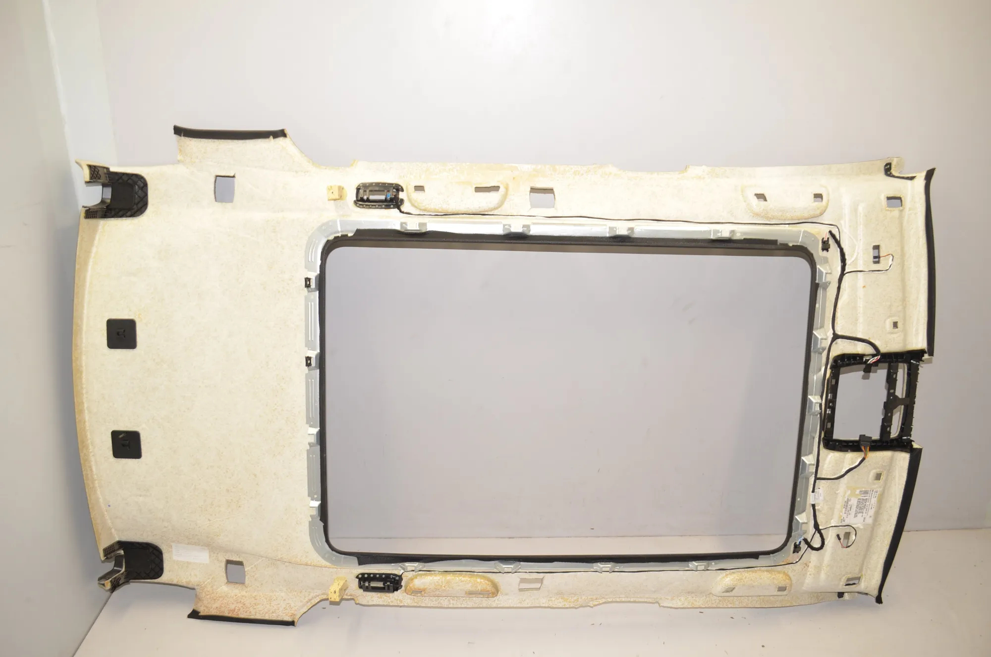 Roof Headliner – OEM 7206889 · BMW iX3 (G08) BMW iX3 (G08) Electric 2023 – 3