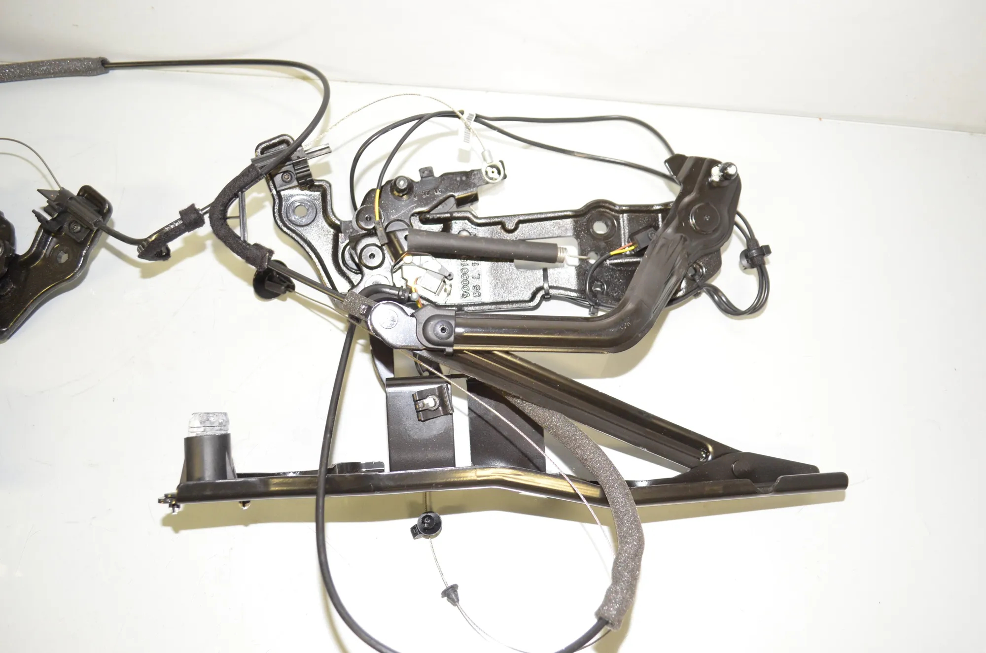 Other Roof Parts – OEM 7300958 · BMW 2 Cabrio (F23) 220 i 2017 – 3