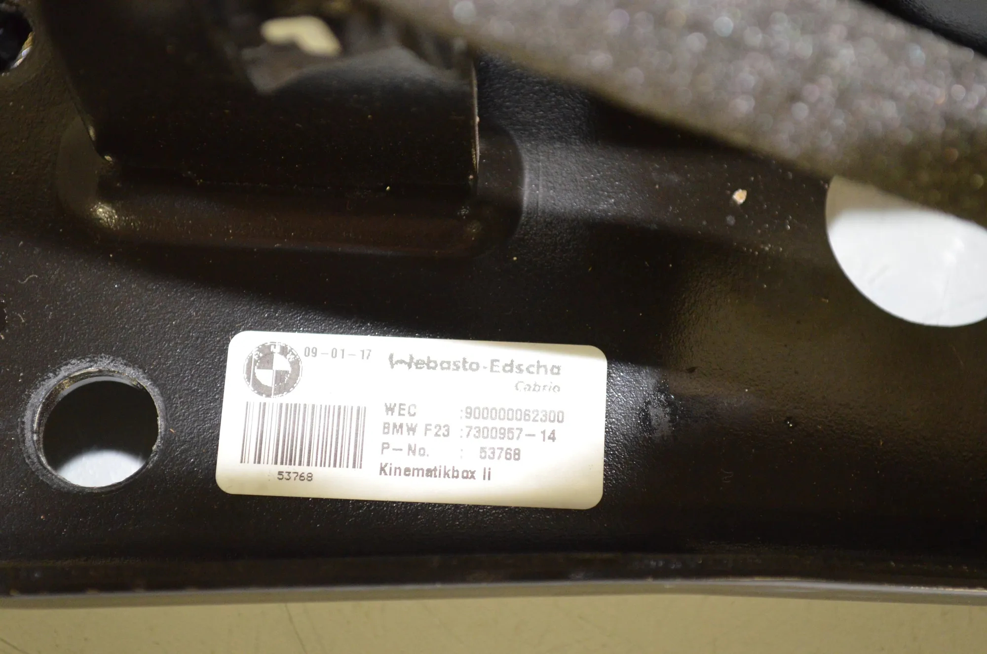 Other Roof Parts – OEM 7300958 · BMW 2 Cabrio (F23) 220 i 2017 – 8