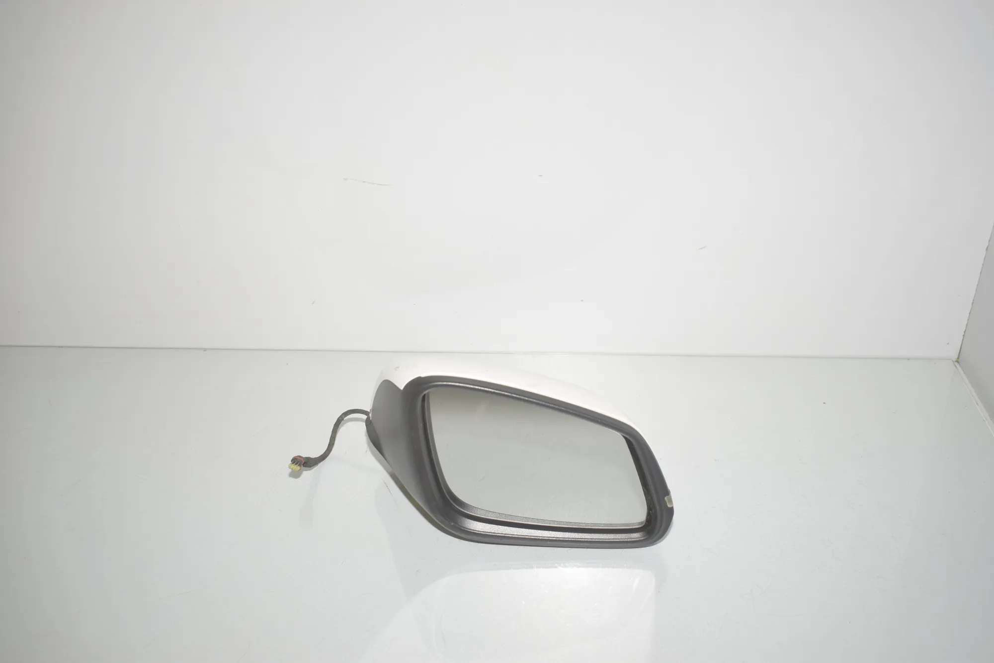 Right Side Wing Mirror – OEM 7268538 · BMW 2 Cabrio (F23) 220 i 2017