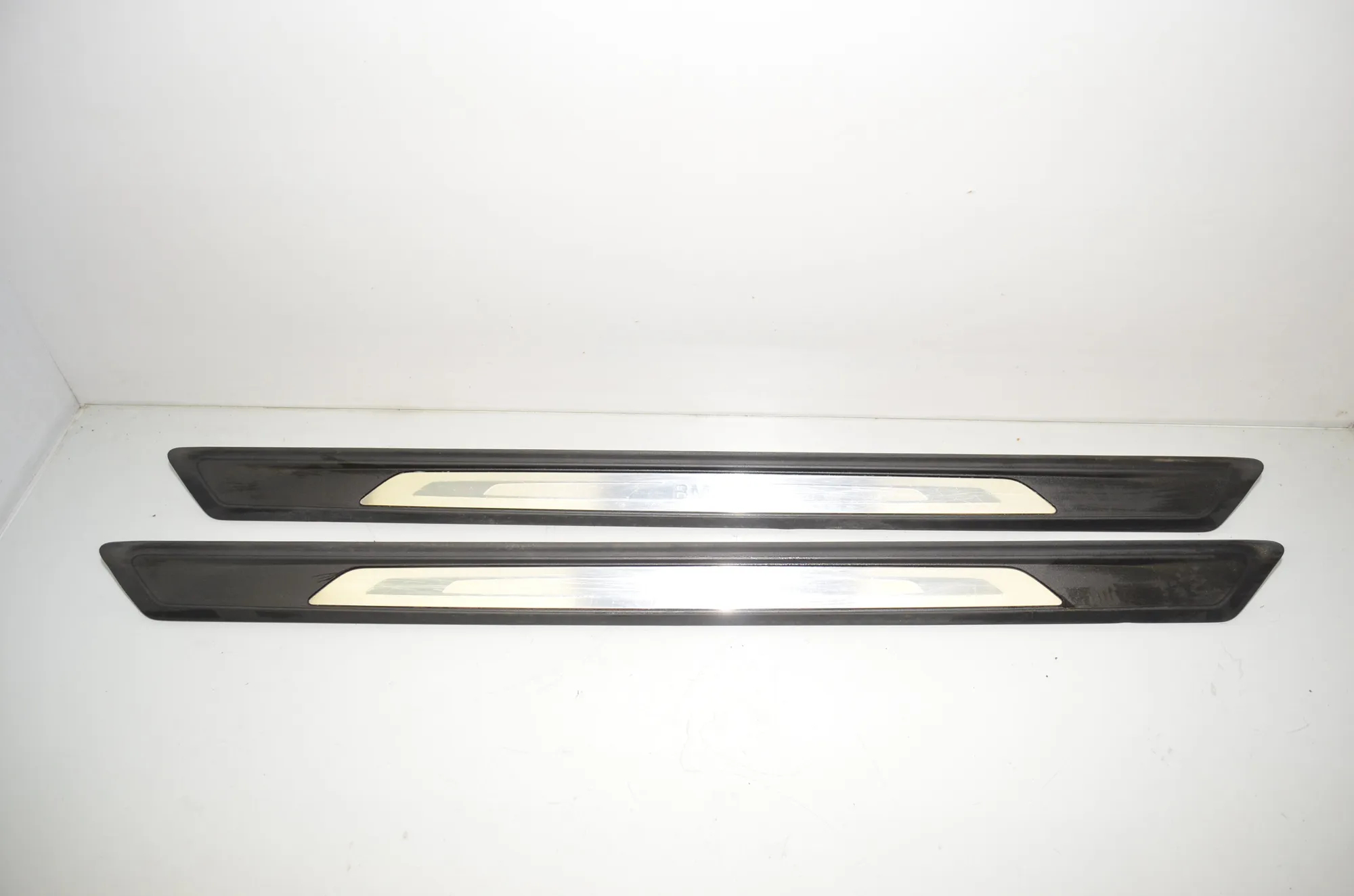 Door Sill Trim Kit – OEM 7437077 · BMW 2 Cabrio (F23) 220 i 2017
