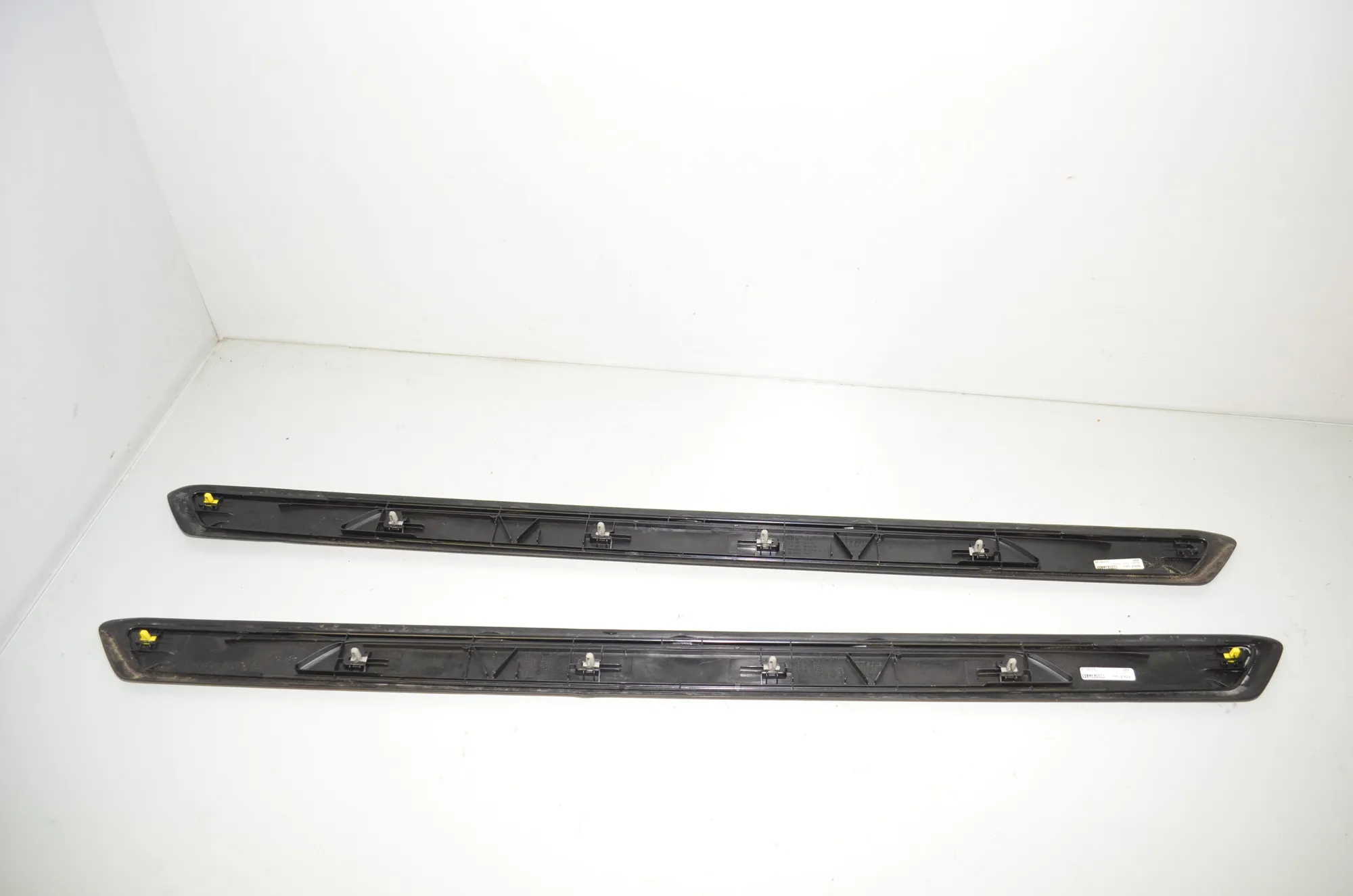 Door Sill Trim Kit – OEM 7437077 · BMW 2 Cabrio (F23) 220 i 2017 – 3