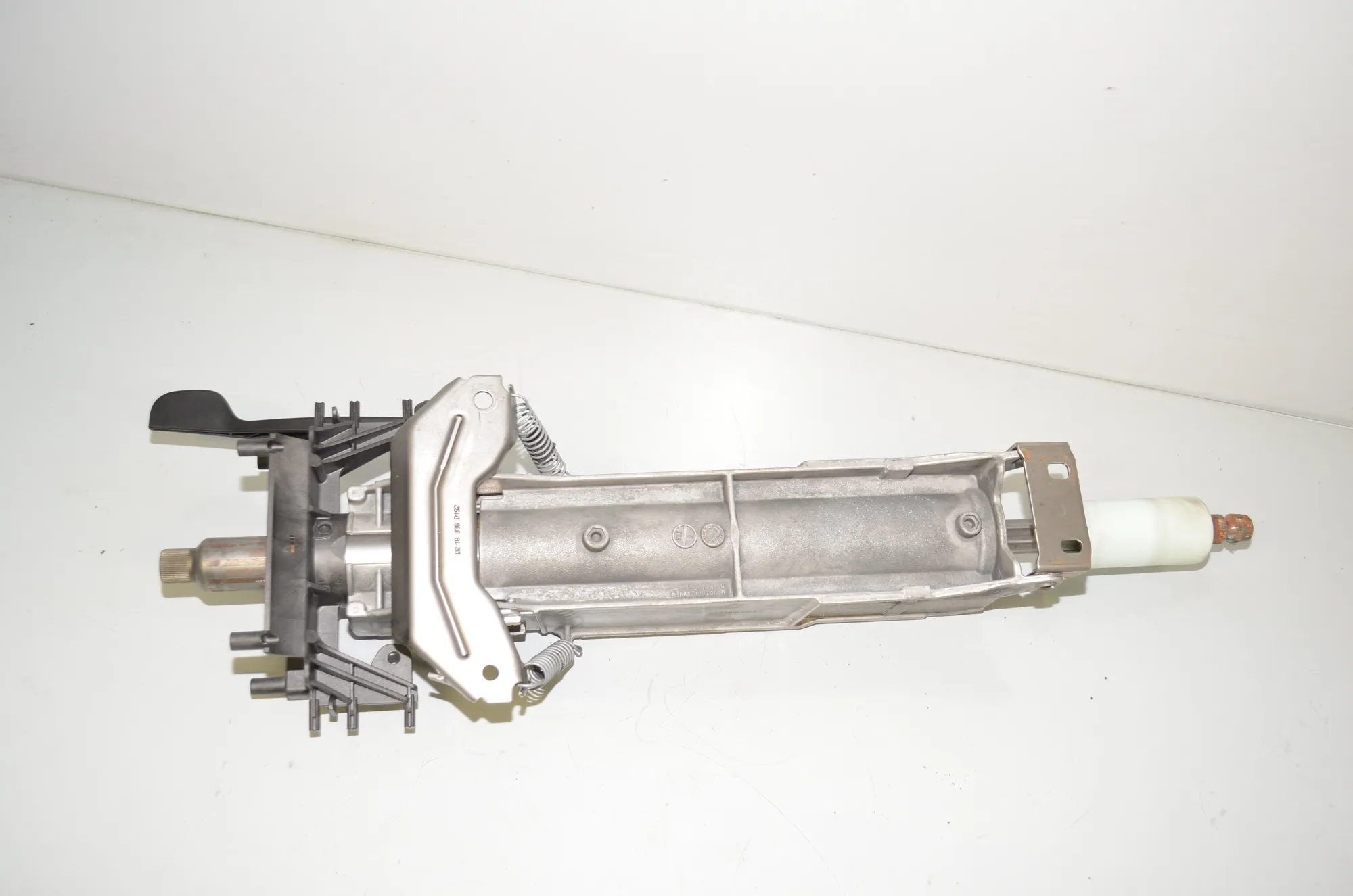 Steering Wheel Adjustment Mechanism – OEM 6876182 · BMW 2 Cabrio (F23) 220 i 2017 – 3