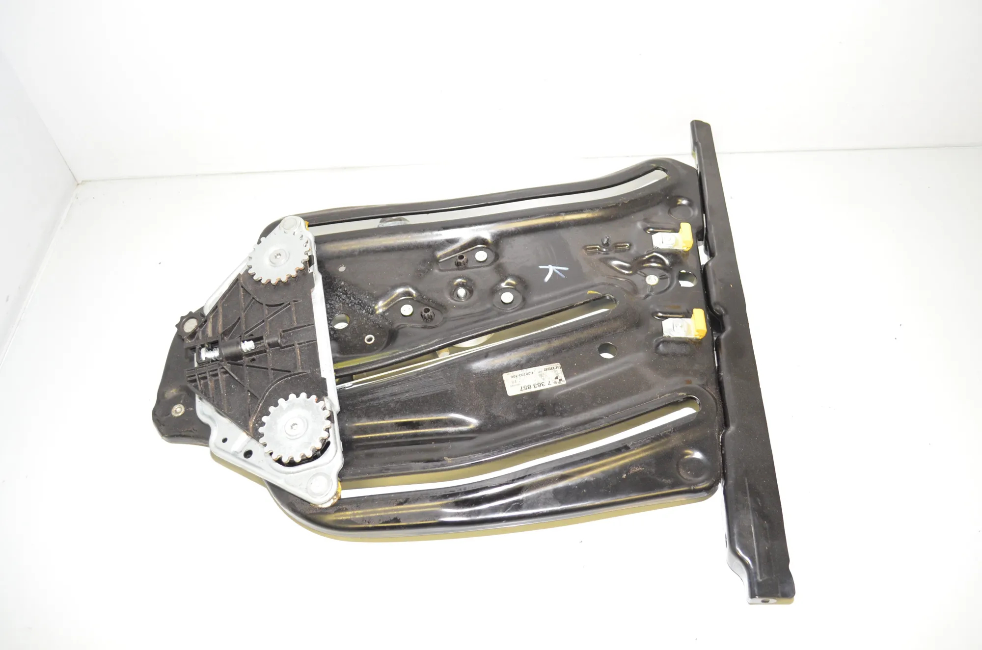 Rear Left Window Regulator – OEM 7363857 · BMW 2 Cabrio (F23) 220 i 2017 – 2