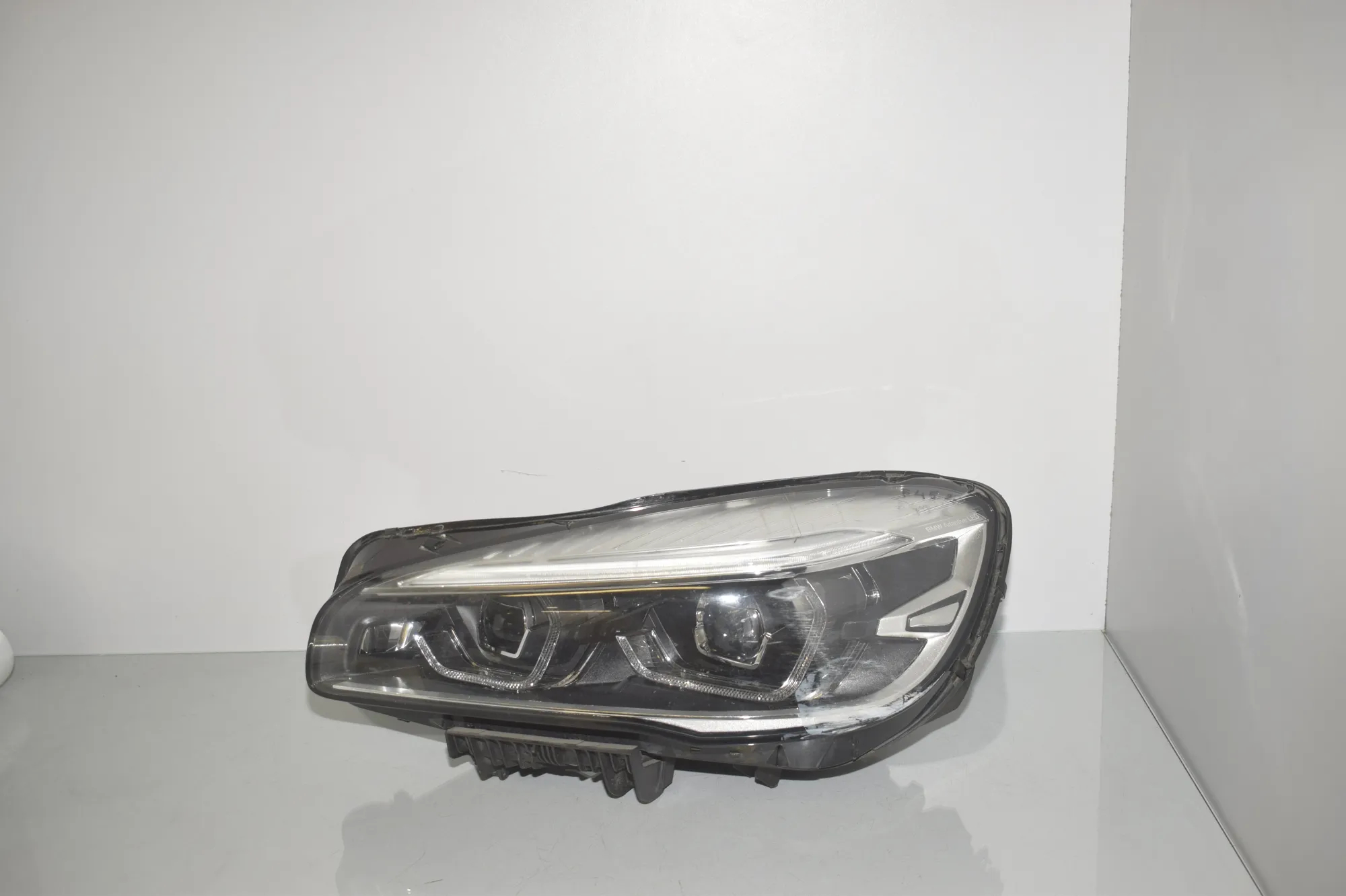Front Left Headlight – OEM 5A017B5 · BMW 2 Gran Tourer (F46) 220 d xDrive 2020 – 6