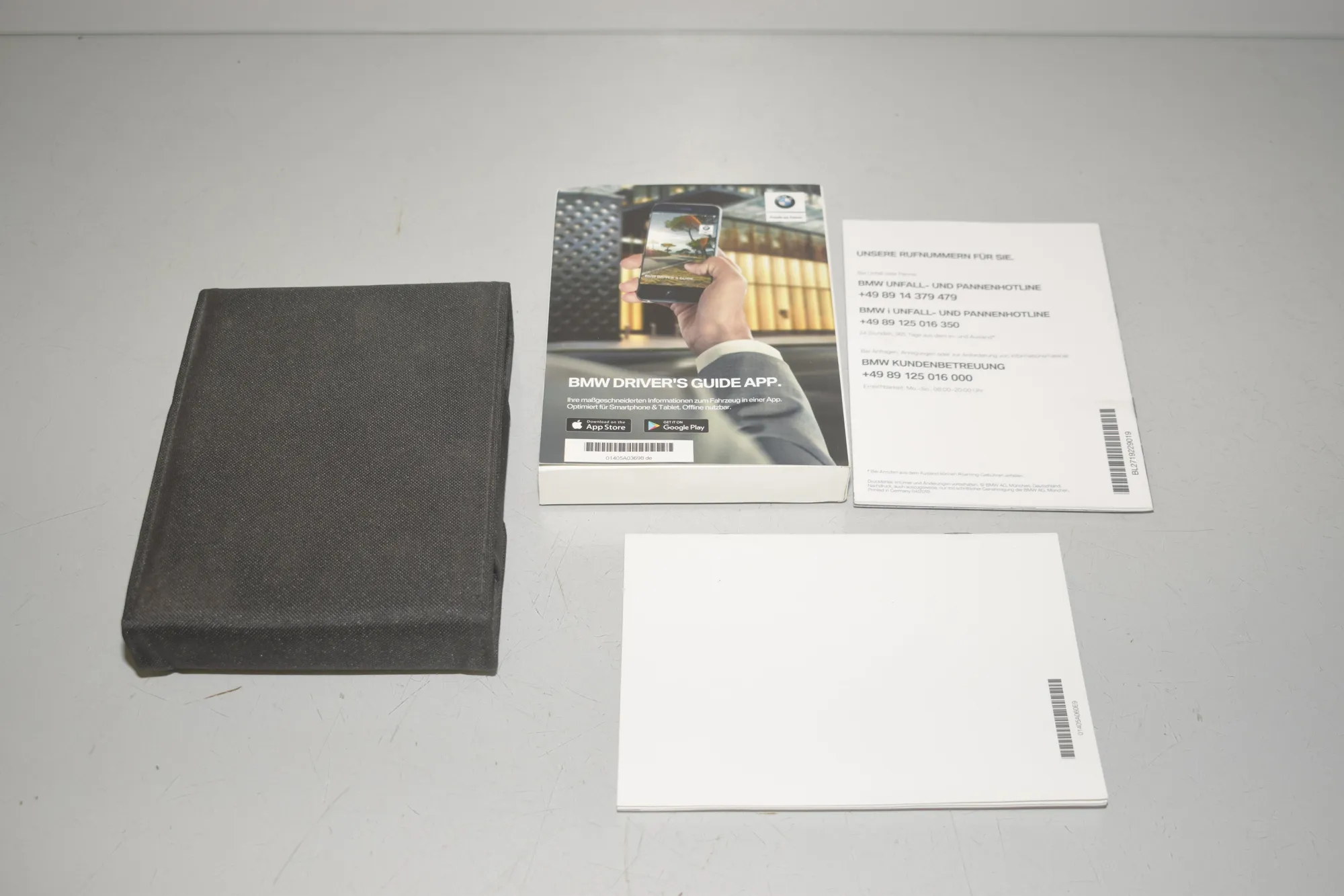 Manual Service Book – OEM 5A03698 · BMW X7 (G07) BMW X7 (G07) xDrive 30 d 2020 – 4