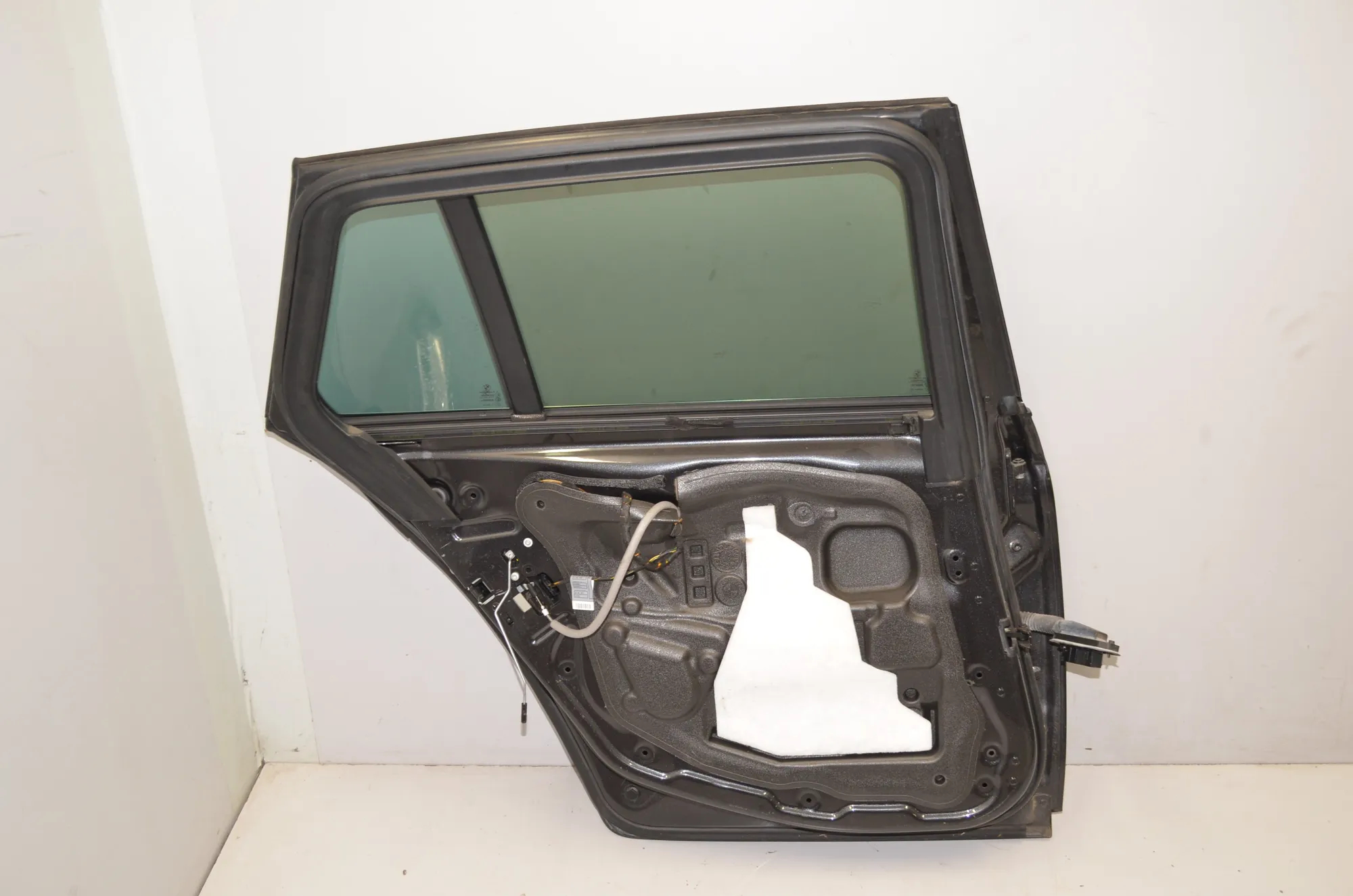 Rear Left Door · BMW 5 Touring (F11) 530 d 2011 – 4