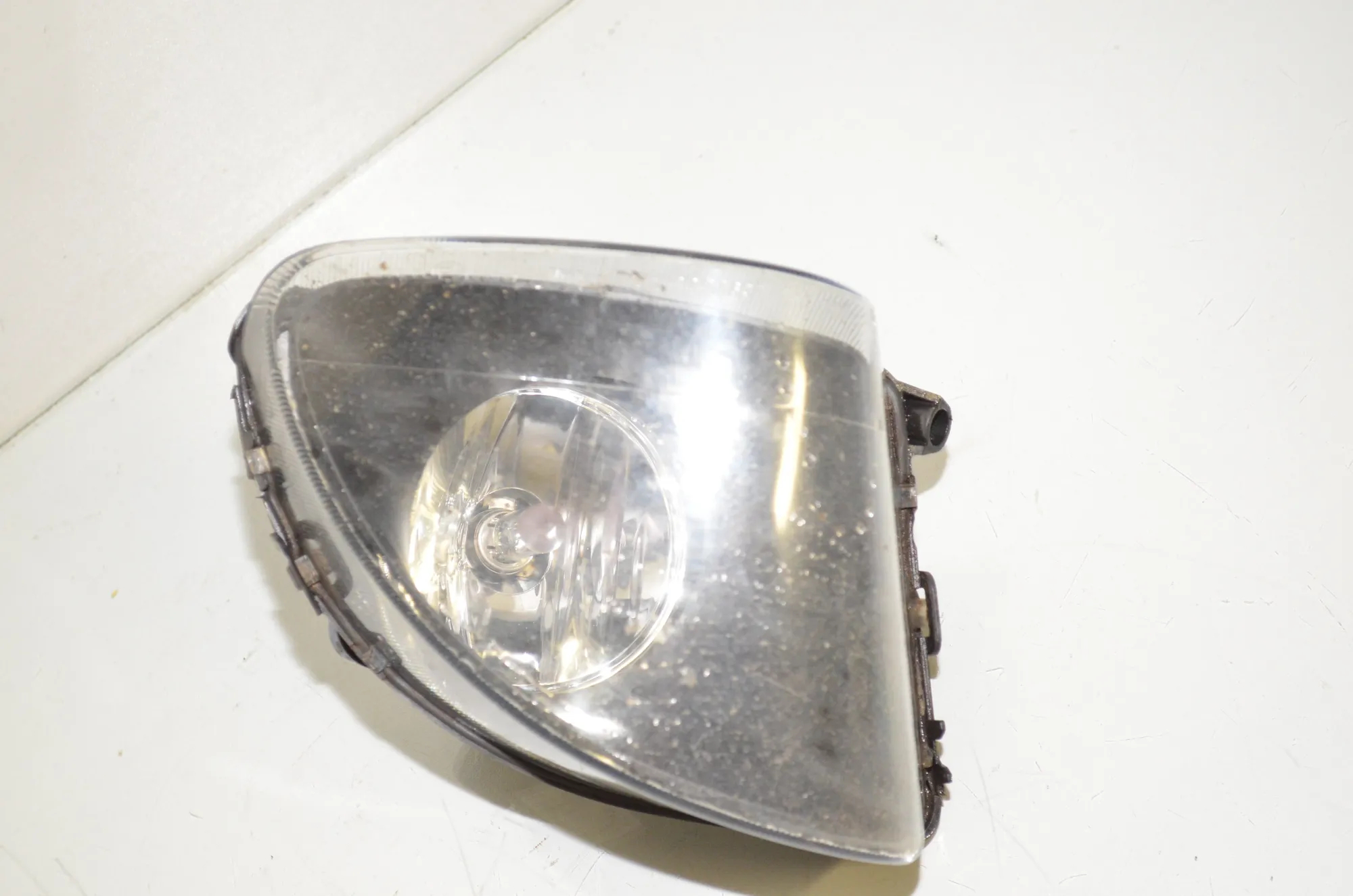 Front Right Fog Light – OEM 7216886 · BMW 5 Touring (F11) 530 d 2011