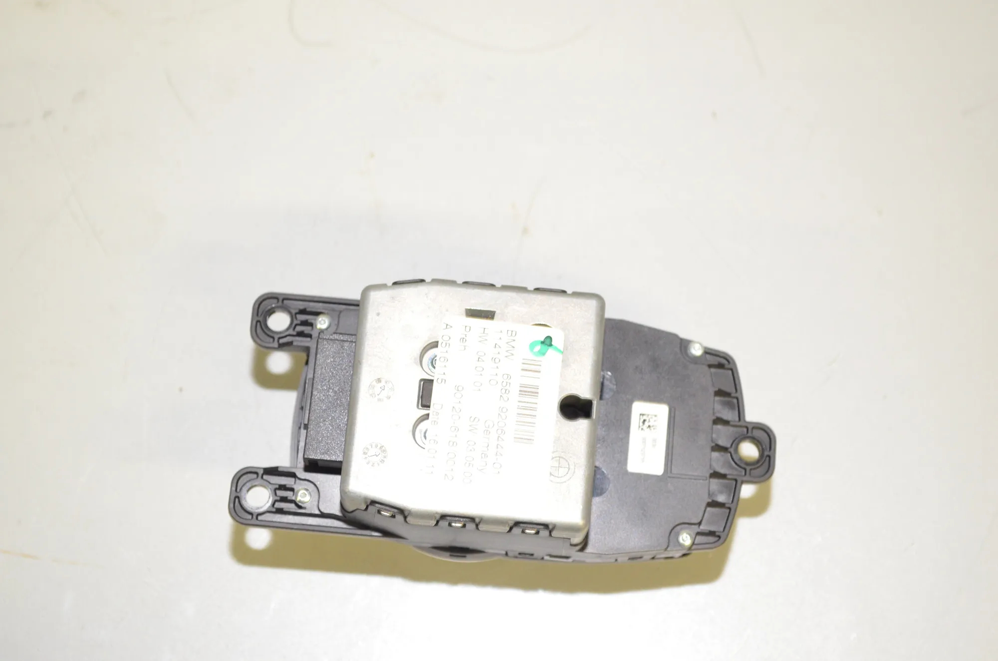 Navigation System – OEM 9206444 · BMW 5 Touring (F11) 530 d 2011 – 3
