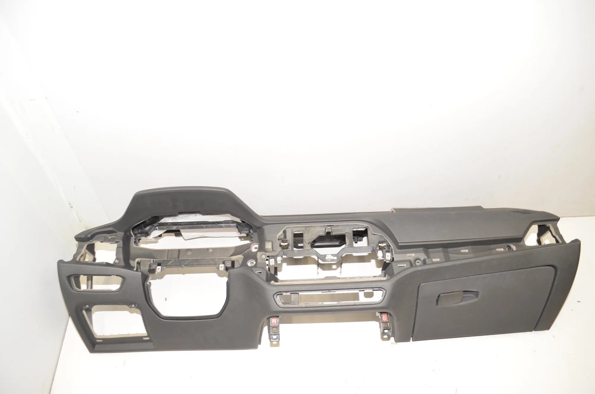 Dashboard · BMW 3 (G20, G28) BMW 3 (G20, G28) 3 (G20) 320 d 2021