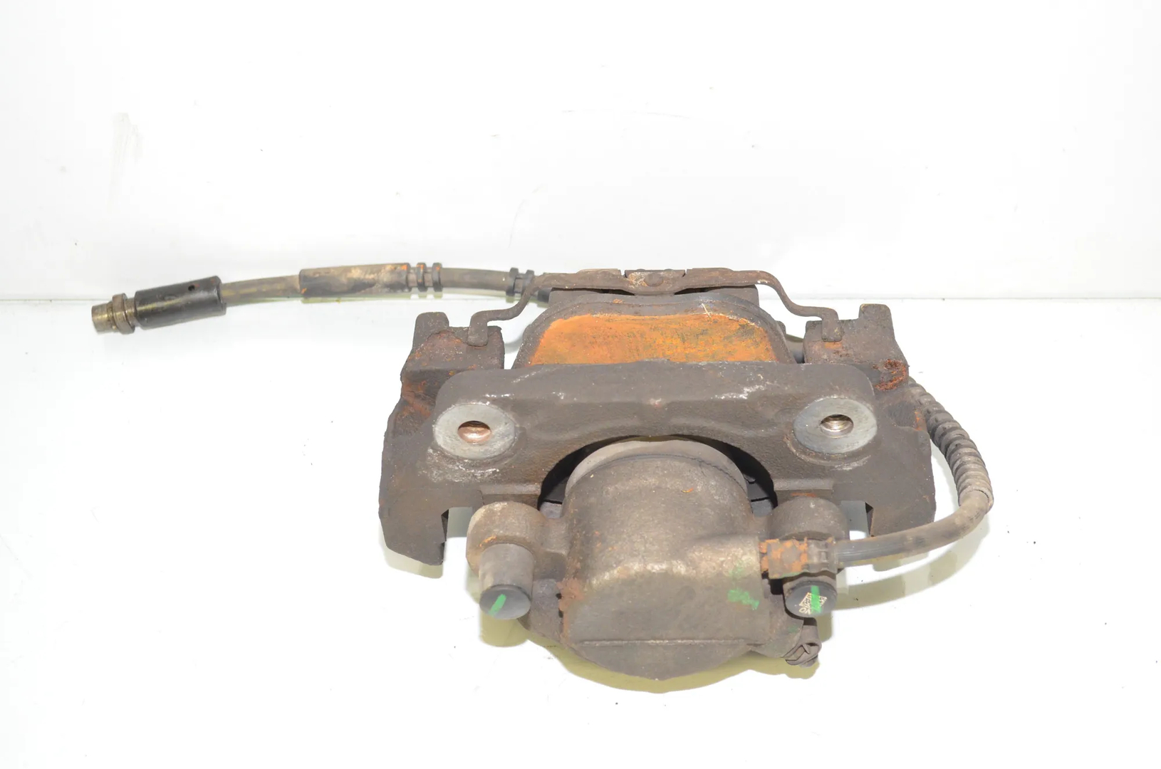 Front Right Brake Caliper – OEM 6776784 · BMW X5 (F15, F85) xDrive 30 d 2015 – 3