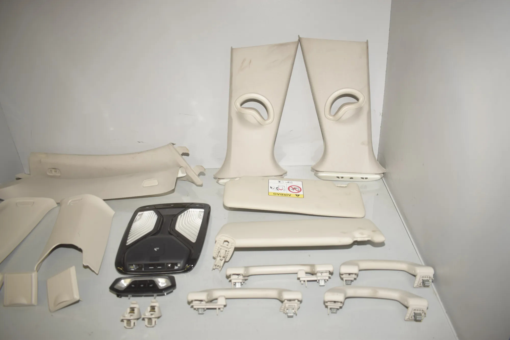 Interior Side Pillars Trim Kit – OEM 5A3CD58 · BMW 3 Touring (G21) (2019 - -) 318 d 2021 – 4