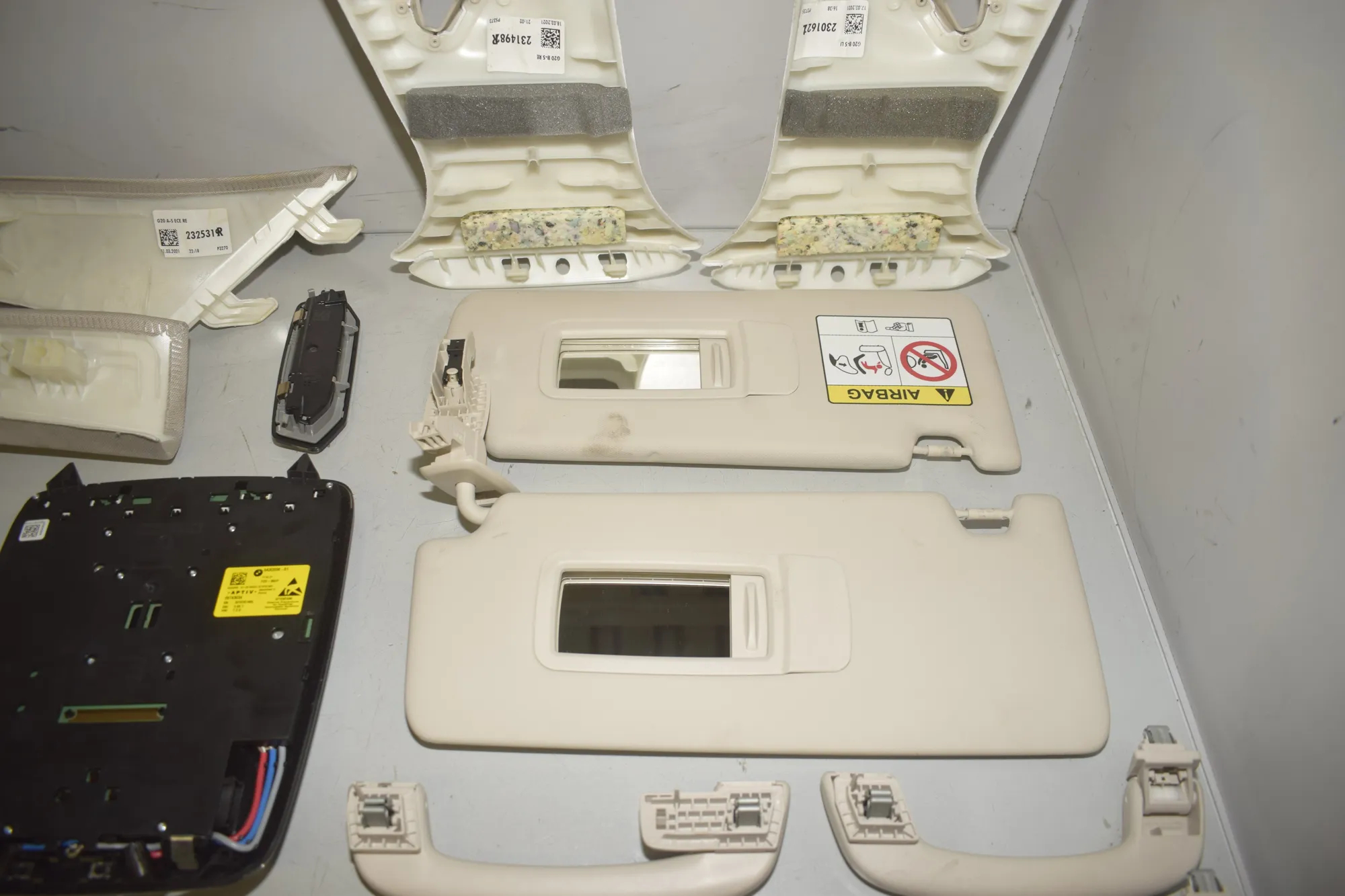 Interior Side Pillars Trim Kit – OEM 5A3CD58 · BMW 3 Touring (G21) (2019 - -) 318 d 2021 – 9