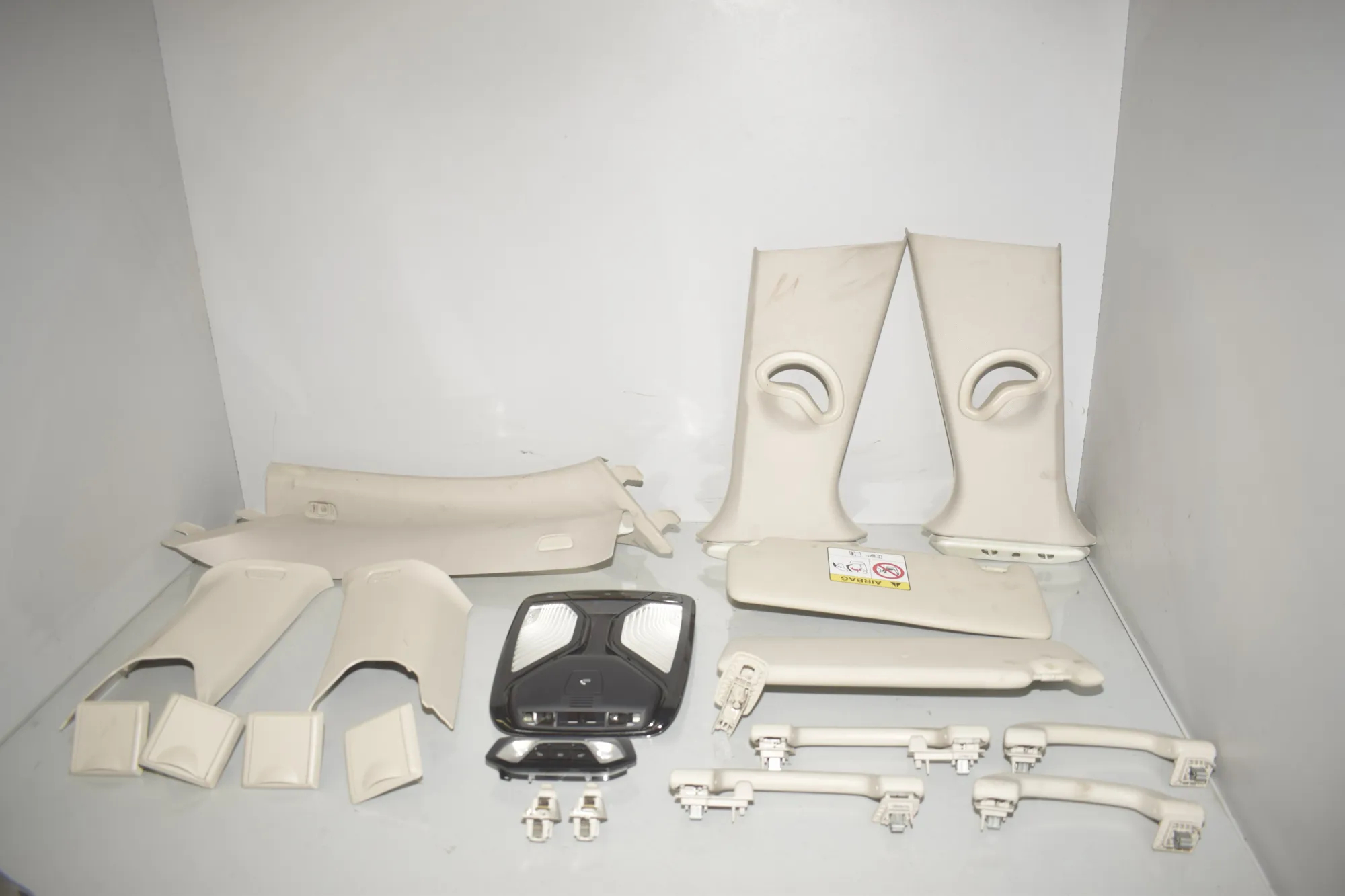 Interior Side Pillars Trim Kit – OEM 5A3CD58 · BMW 3 Touring (G21) (2019 - -) 318 d 2021 – 2