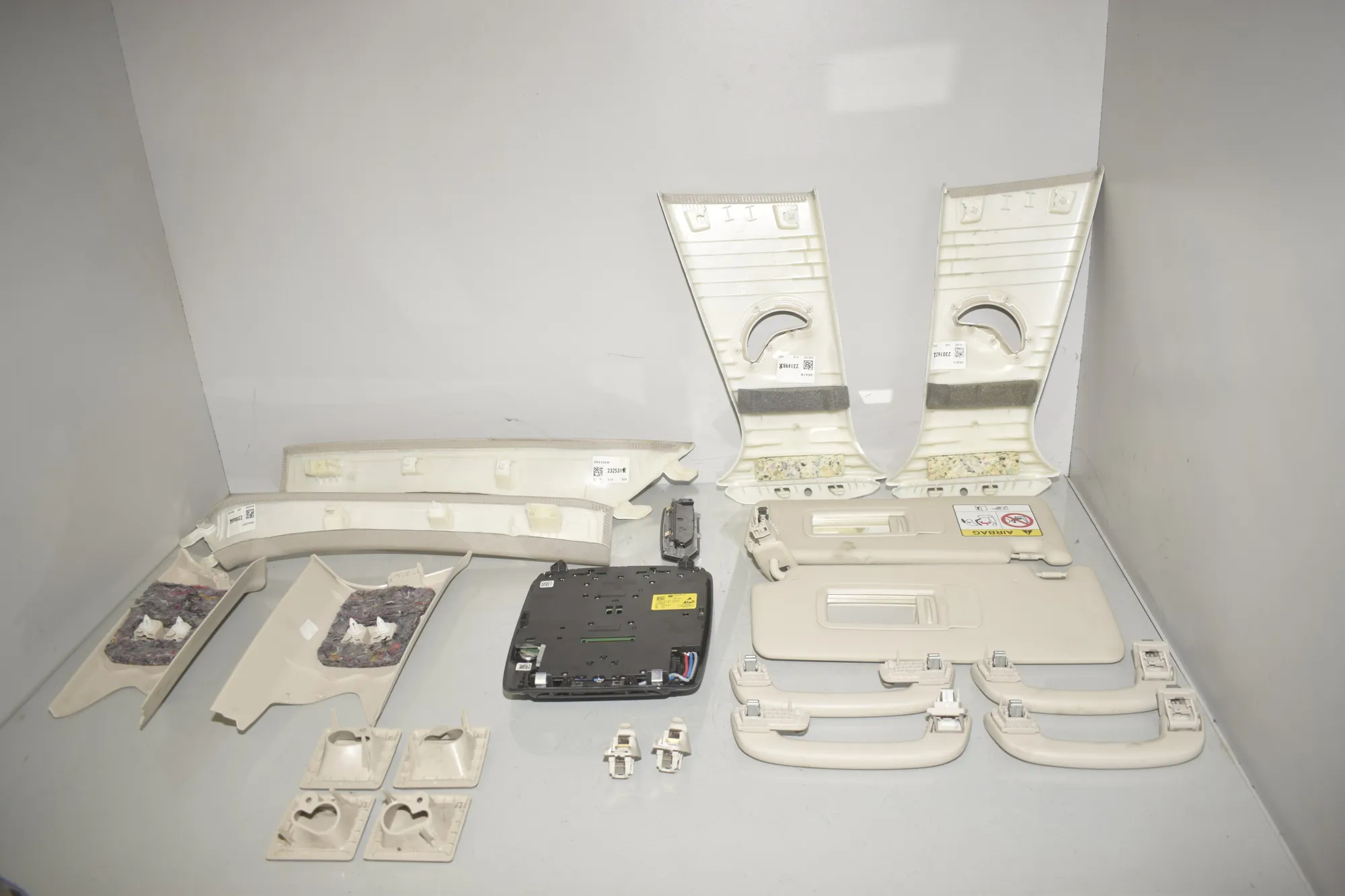 Interior Side Pillars Trim Kit – OEM 5A3CD58 · BMW 3 Touring (G21) (2019 - -) 318 d 2021 – 6