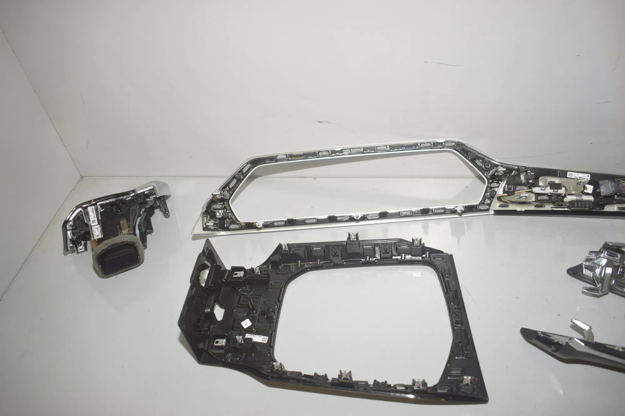 Interior Trim Strips Kit – OEM 6848617 · BMW 3 Touring (G21) (2019 - -) 318 d 2021 – 4