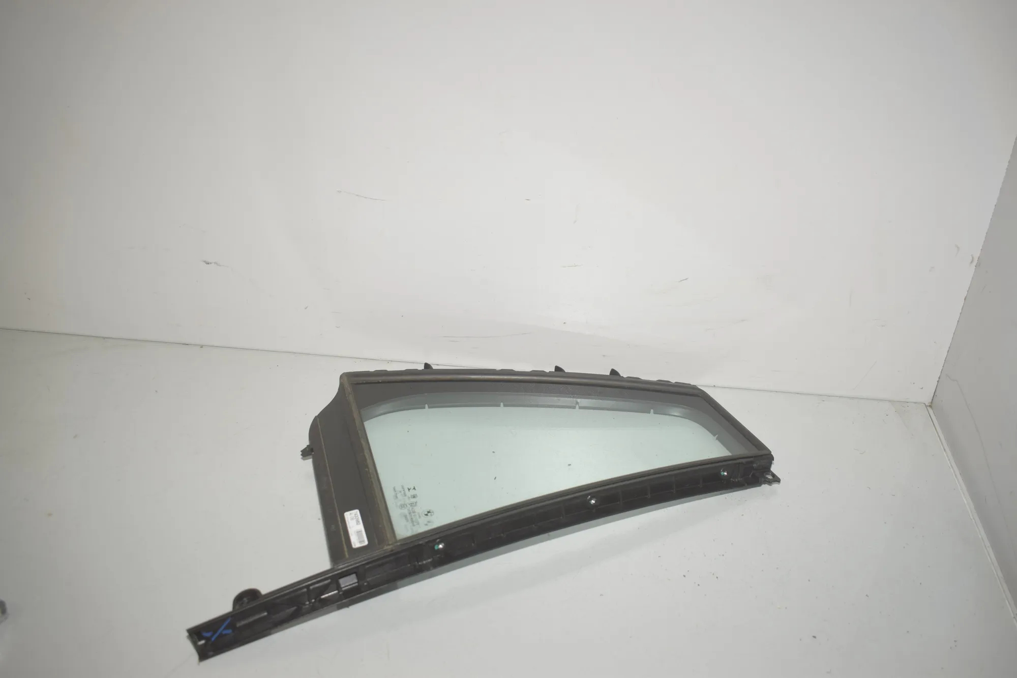 Rear Right Quarter Window – OEM 7433982 · BMW 3 Touring (G21) (2019 - -) 318 d 2021 – 2