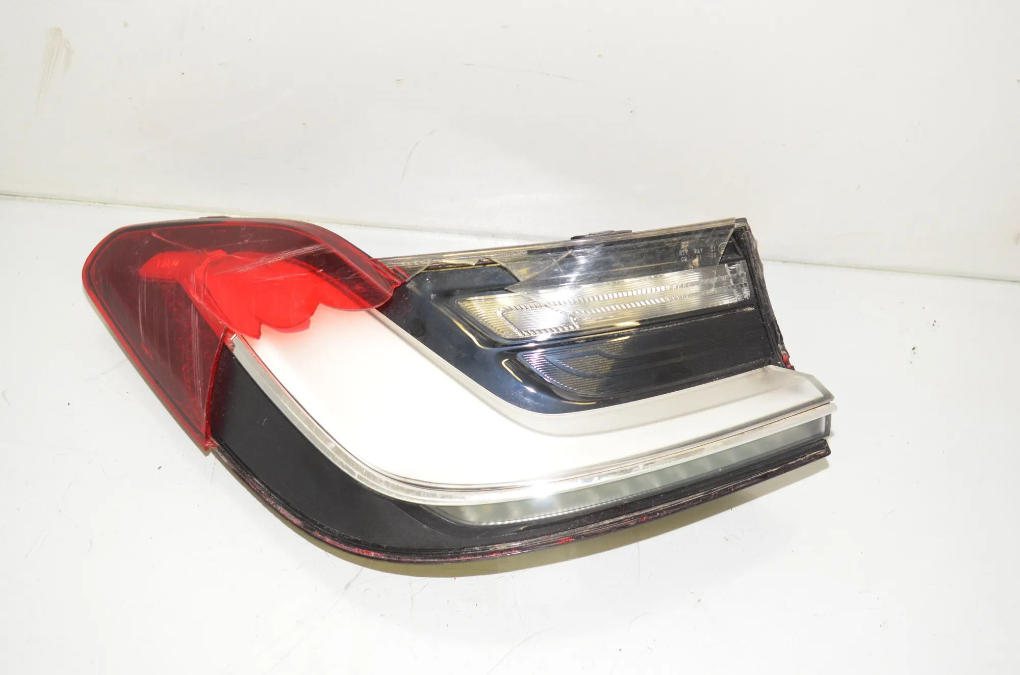 Rear Left Tail Light – OEM 7442757 · BMW 3 Touring (G21) (2019 - -) 318 d 2021