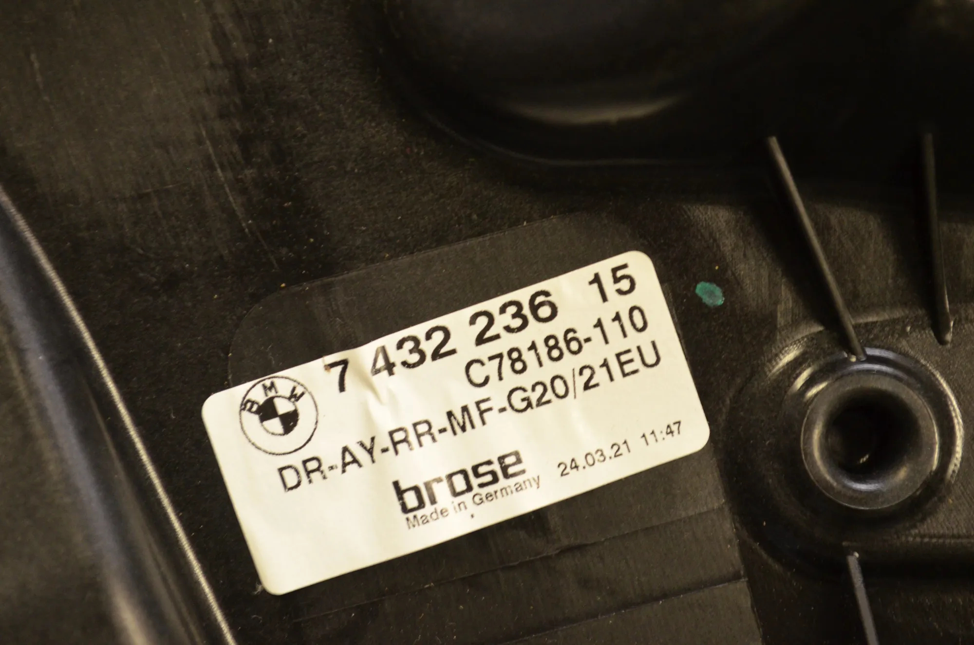 Rear Right Door Window Regulator – OEM 7432236 · BMW 3 Touring (G21) (2019 - -) 318 d 2021 – 5