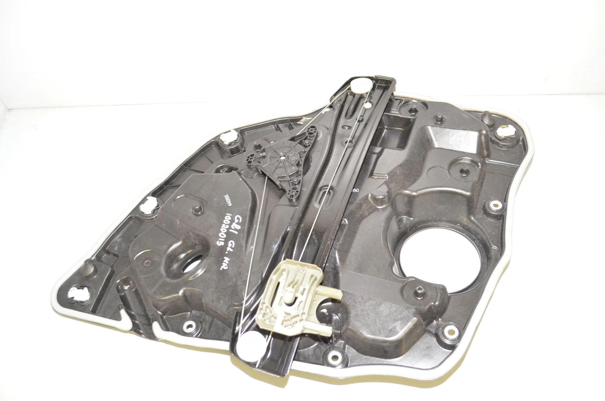 Rear Left Door Window Regulator – OEM 7432235 · BMW 3 Touring (G21) (2019 - -) 318 d 2021 – 4