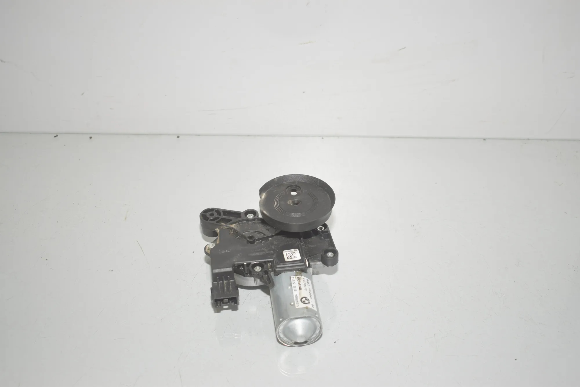 Tailgate Window Wiper Motor – OEM 7555000 · BMW 3 Touring (G21) (2019 - -) 318 d 2021 – 2