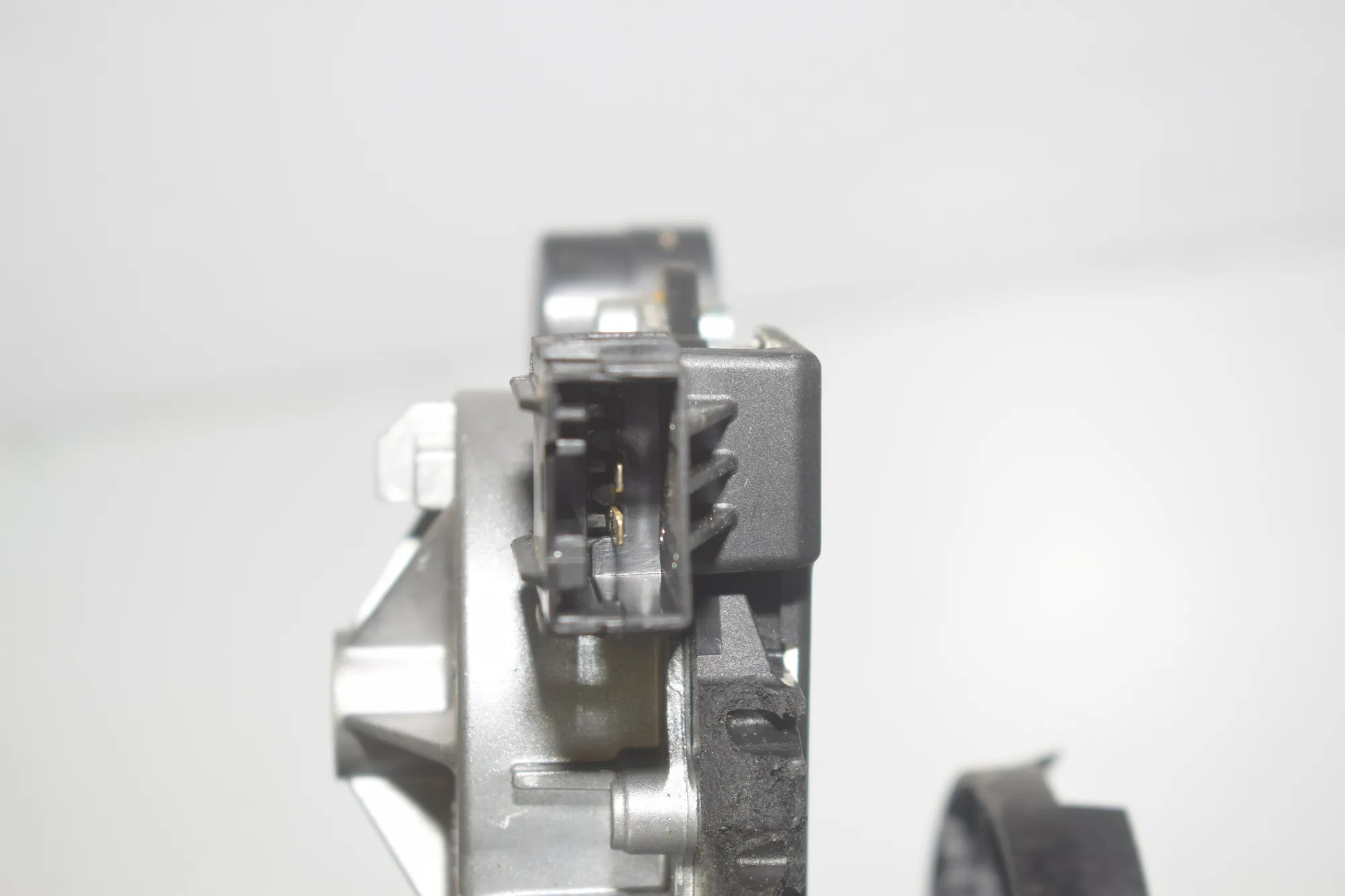 Tailgate Window Wiper Motor – OEM 7555000 · BMW 3 Touring (G21) (2019 - -) 318 d 2021 – 3