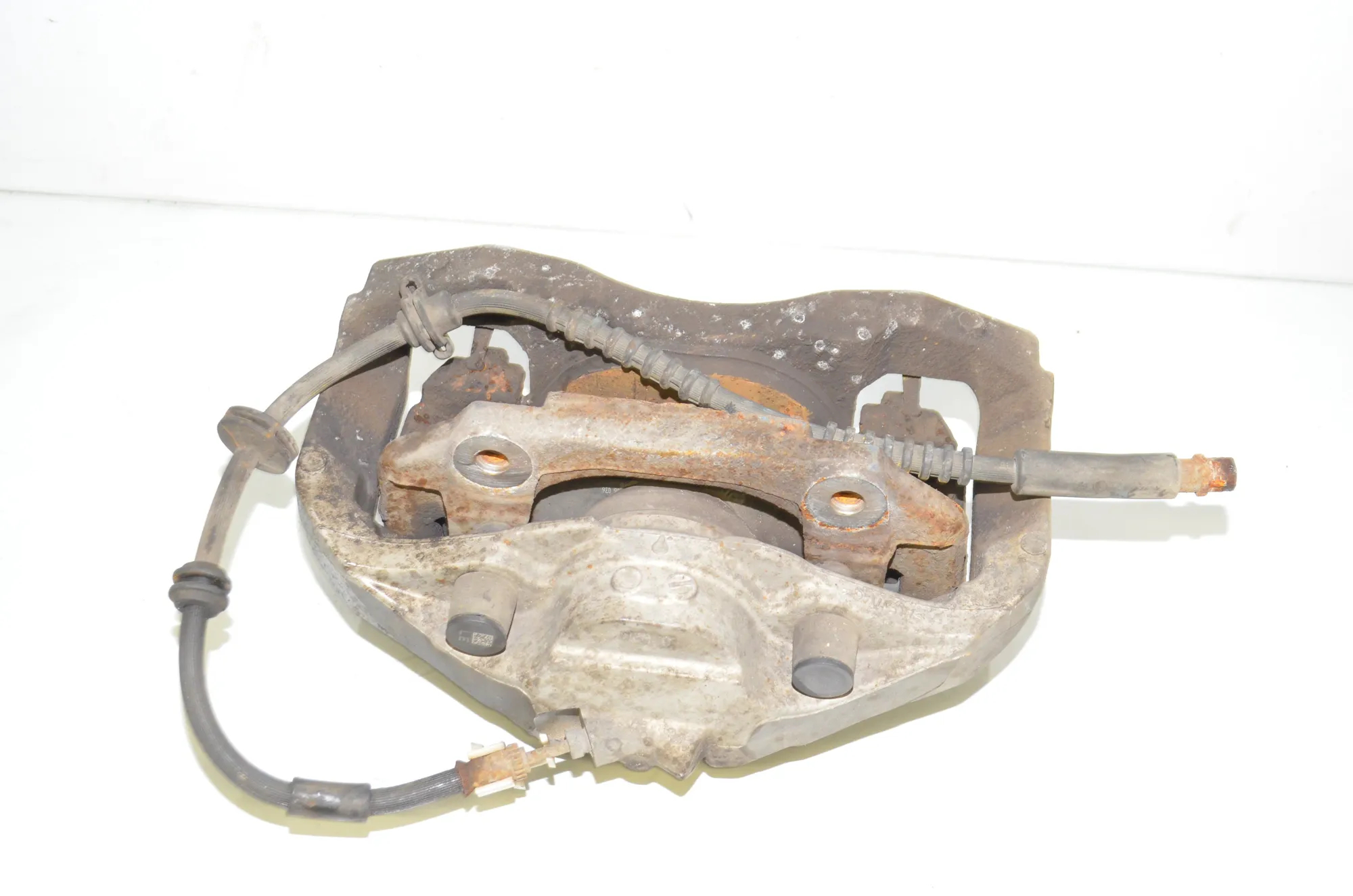 Front Left Brake Caliper – OEM 6786817 · BMW 5 (F10) 535 d 2012 – 4