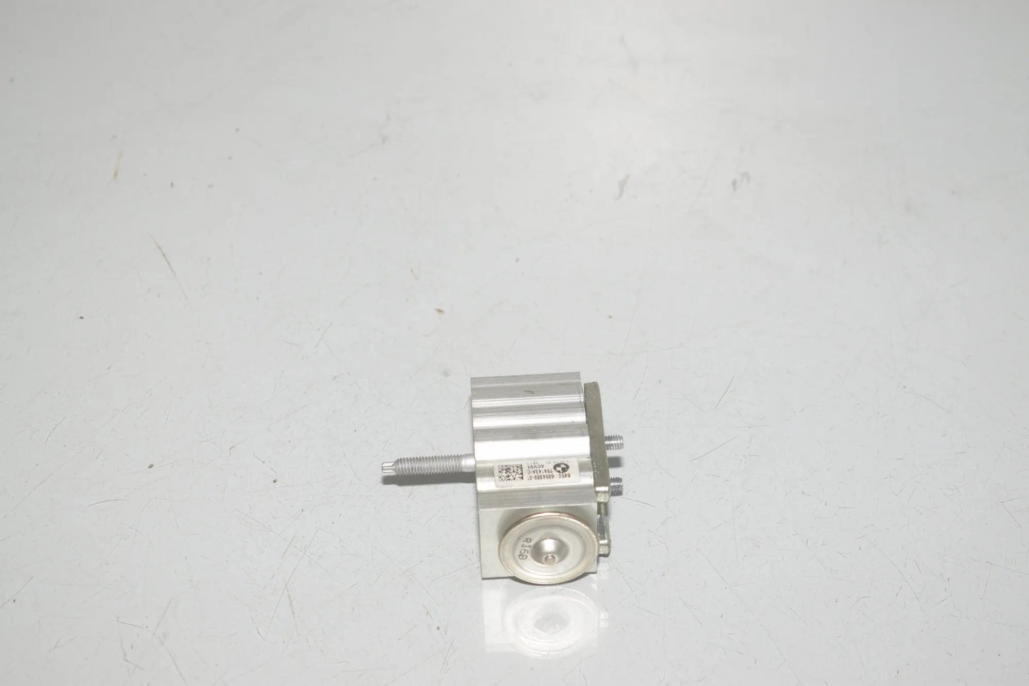 A/C Conditioner Expansion Valve – OEM 6994989 · BMW 3 Touring (G21) (2019 - -) 318 d 2021 – 2