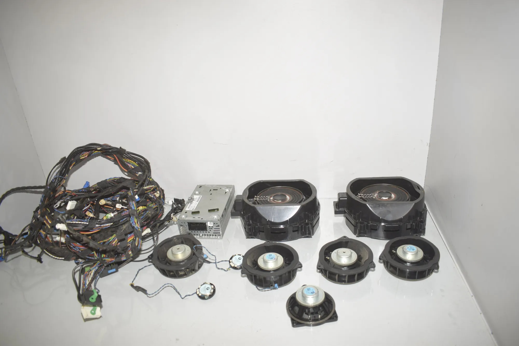 Sound Audio System Set – OEM 9321075 · BMW X5 (F15, F85) xDrive 30 d 2015 – 4