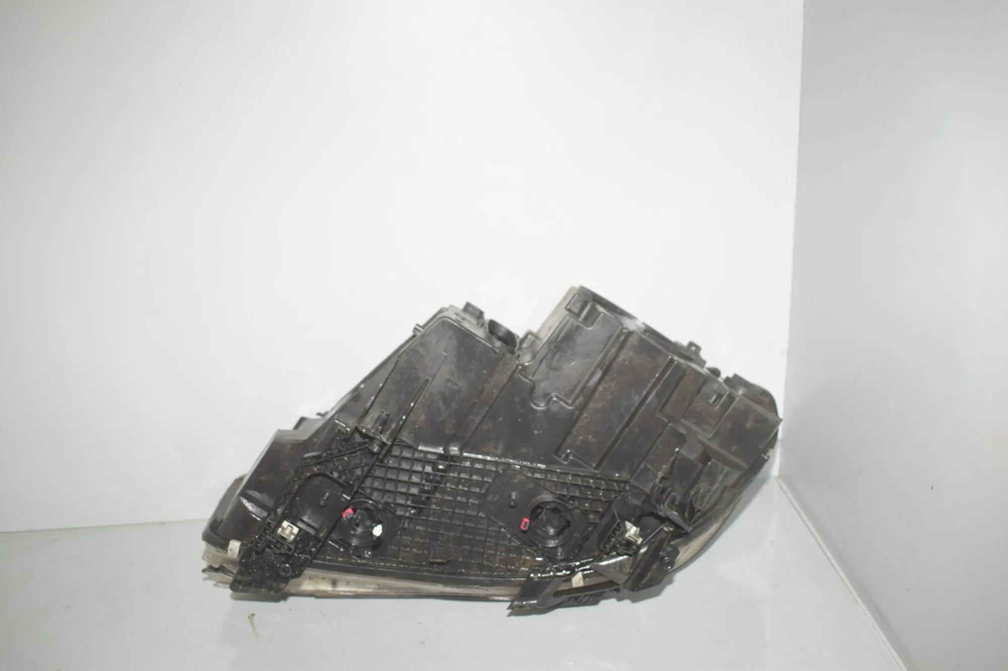 Front Right Headlight – OEM 7317102 · BMW X5 (F15, F85) xDrive 30 d 2015 – 5